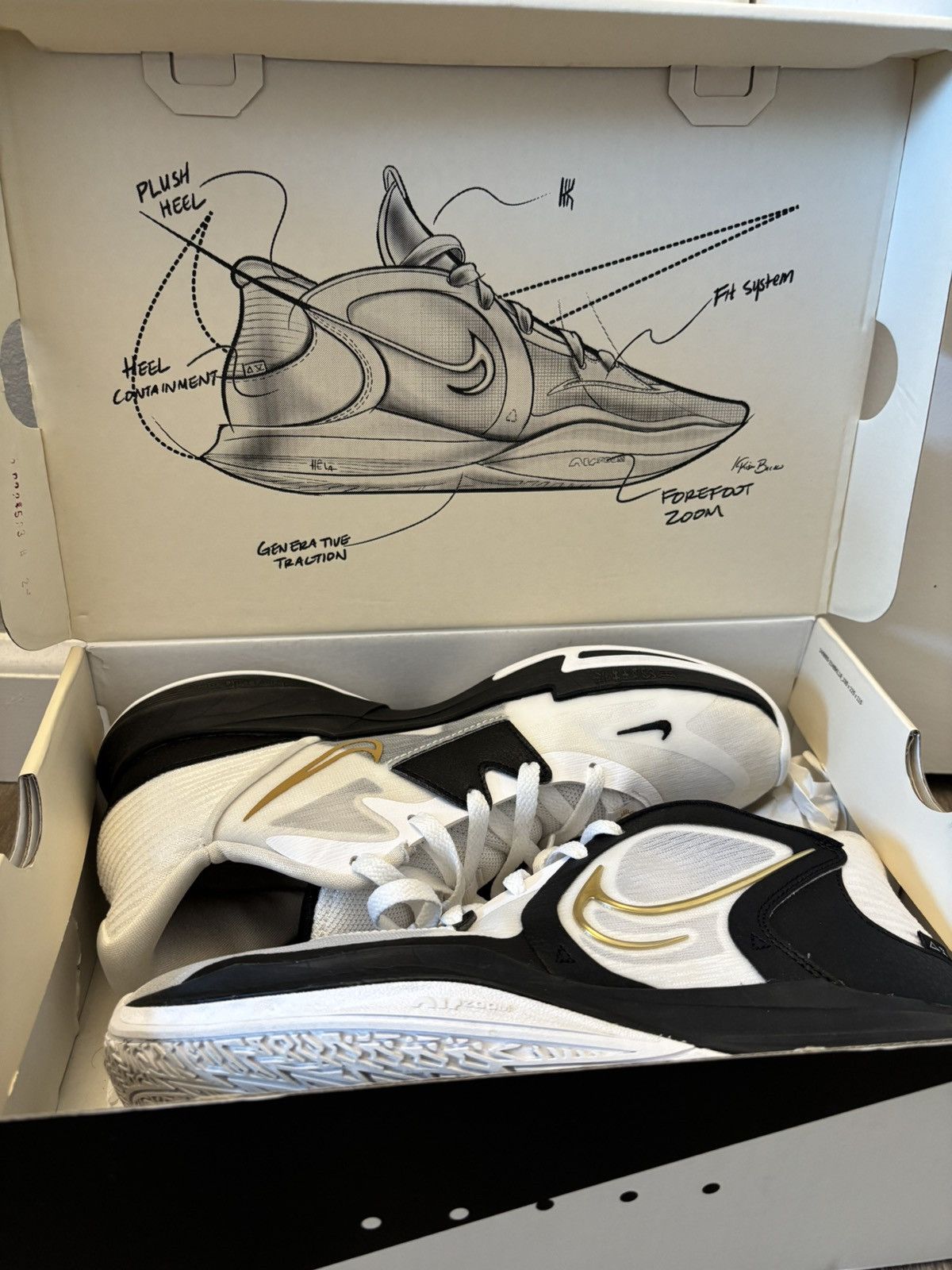 Nike Kyrie Low 5 White Black Gold Lightly Used Size 10 Size US 10 / EU 43 - 10 Thumbnail