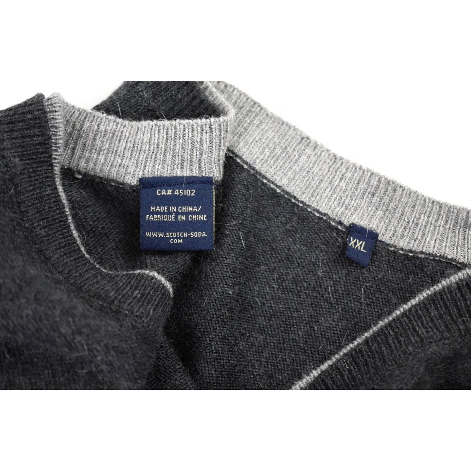 Scotch & Soda SCOTCH & SODA Men's Grey Logo V-Neck Knitted Pullover Jumper 2XL Size US XXL / EU 58 / 5 - 6 Thumbnail