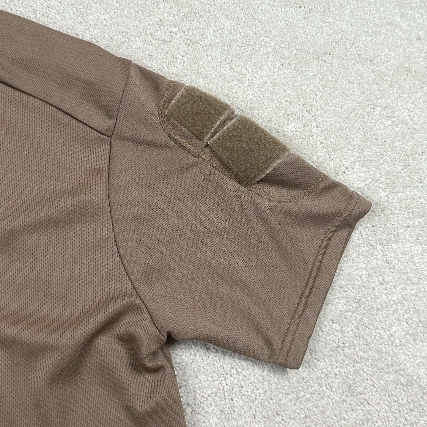 Vintage DFND AX/RX Compression Shirt Mens Large Brown Athletic Short Sleeve Crew Neck Lightweight Moisture Wicking T-Shirt - Cross Training Gym & Running Size US L / EU 52-54 / 3 - 5 Thumbnail