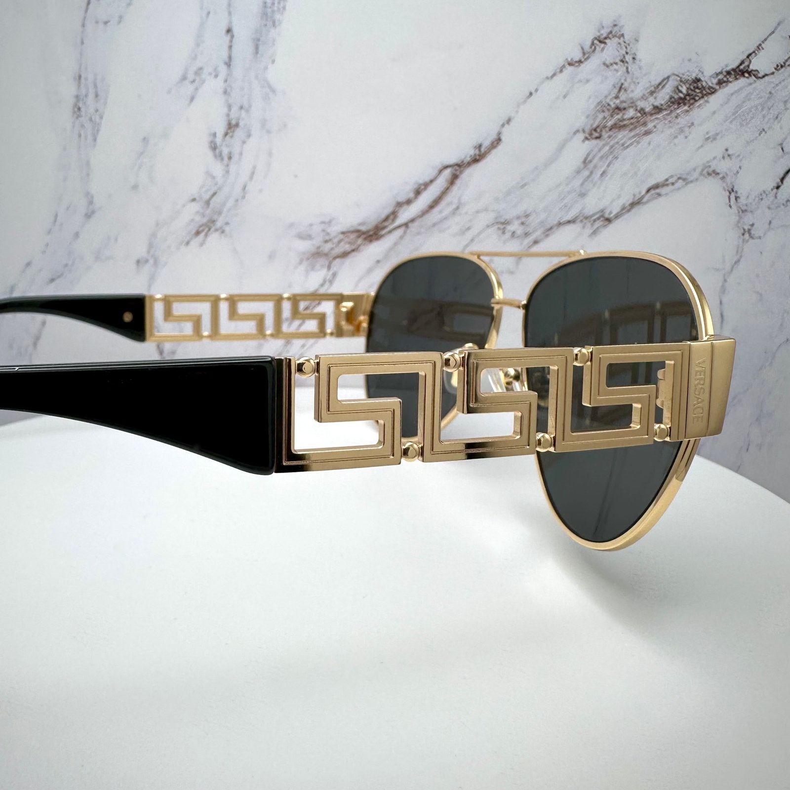 Versace New VERSACE Sunglasses Gold Aviator Pilot Metal Greca Logo Size ONE SIZE - 21 Thumbnail