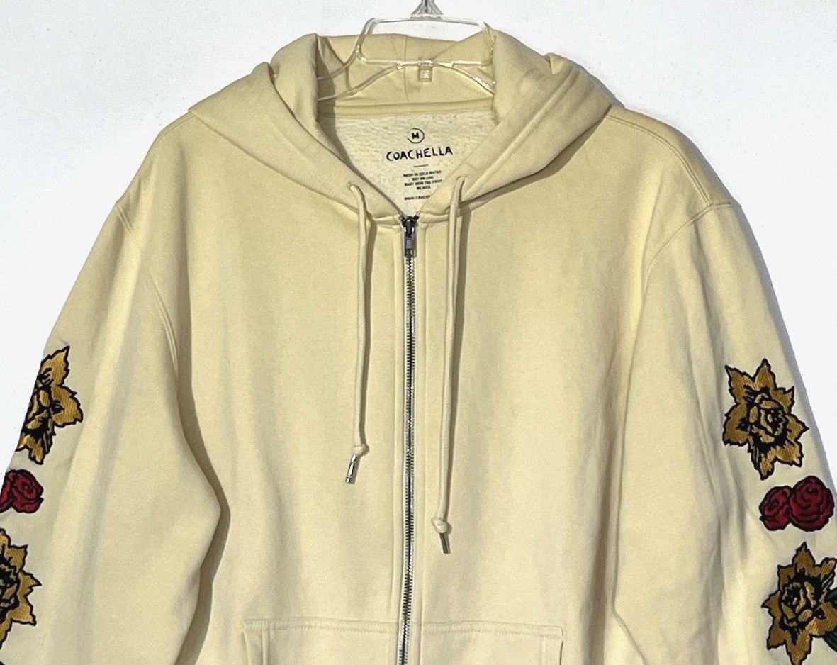 Coachella Coachella Ivory Embroidered Flowers Zip Hoodie Size US M / EU 48-50 / 2 - 5 Thumbnail