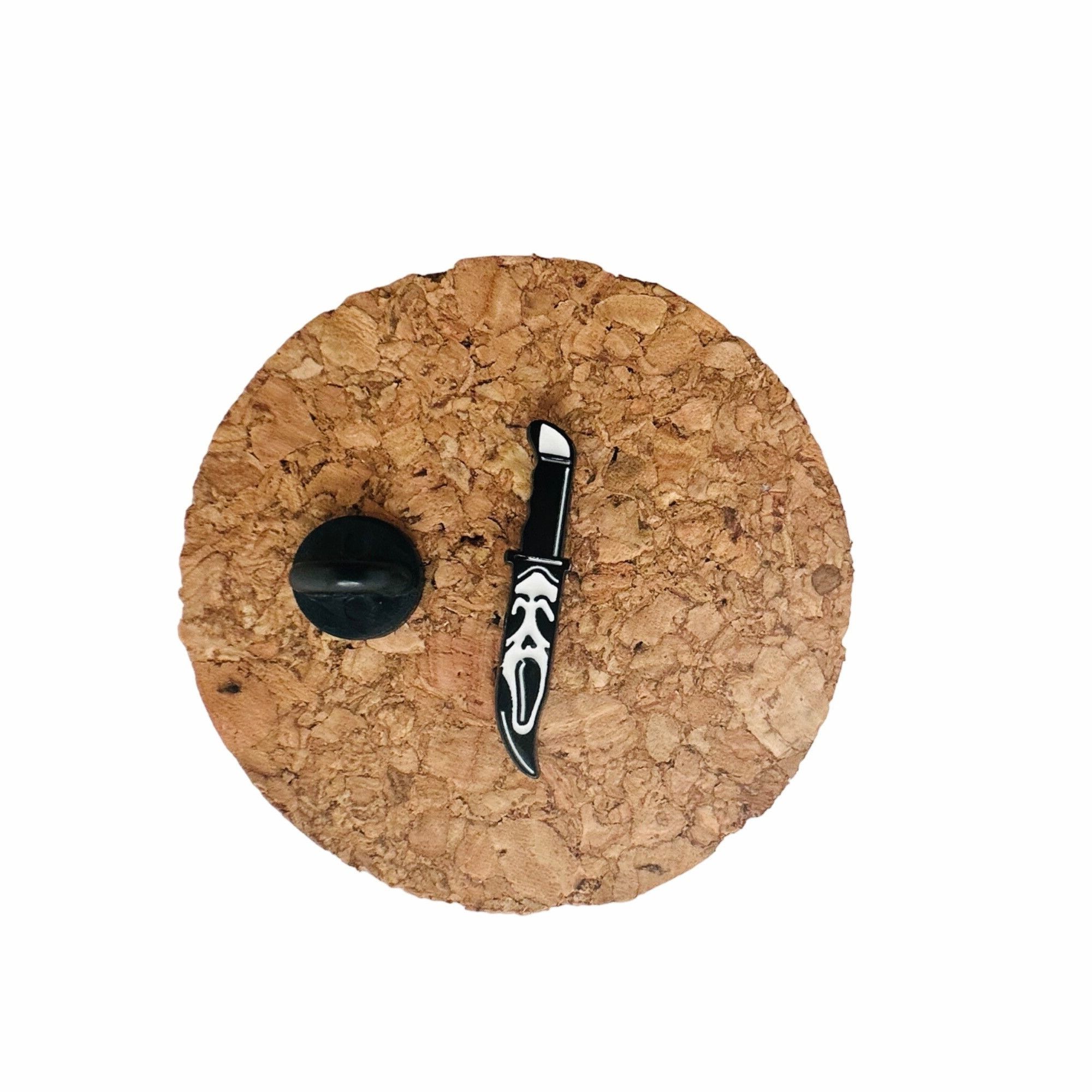 Other ☀️Punk Knife Design Brooch Pin Horror Halloween Style Comic Size ONE SIZE - 5 Thumbnail
