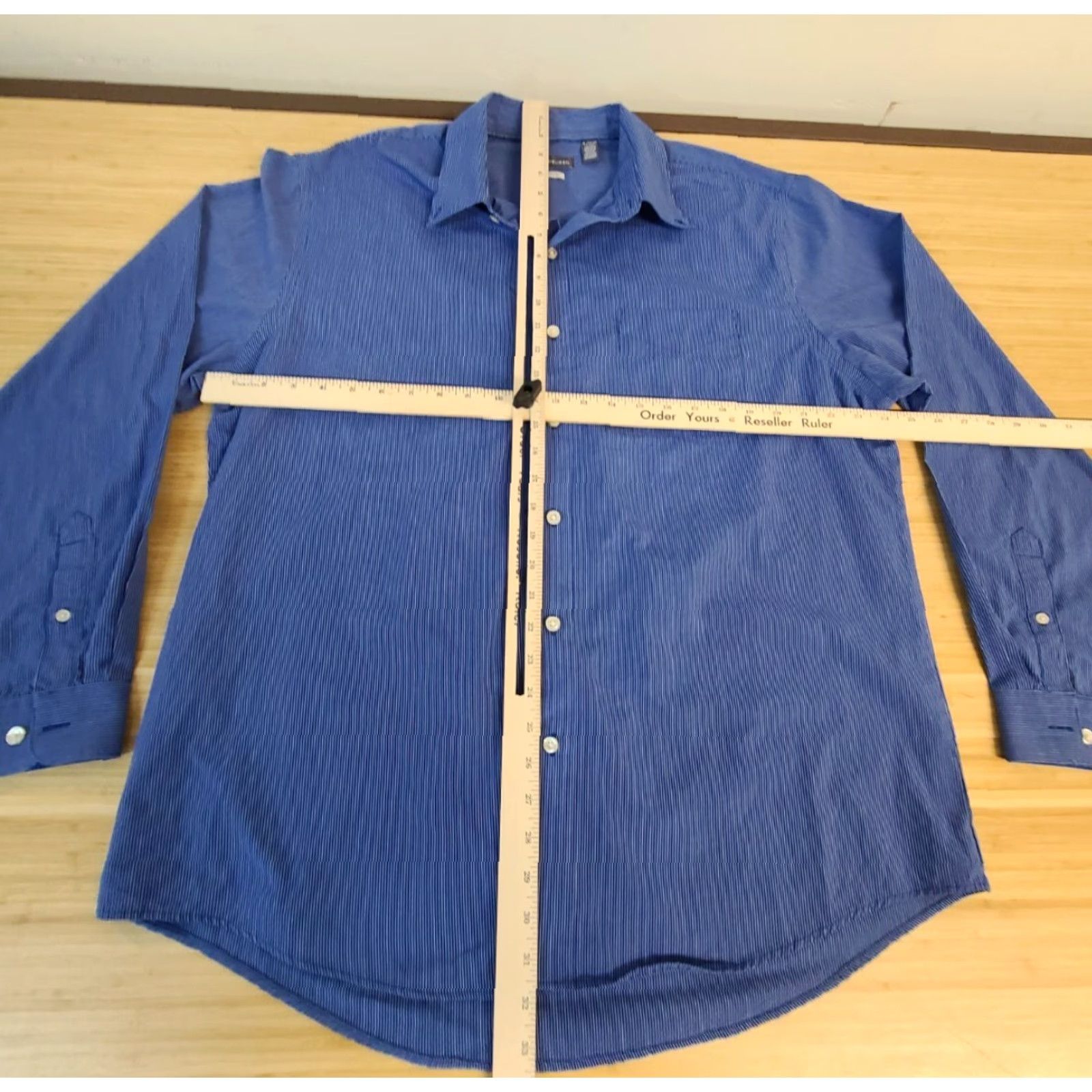 Van Heusen Van Heusen Men's XL Button-Up Long Sleeve Blue Knit Cotton Polyester Classic Fit Shirt Size US XL / EU 56 / 4 - 2 Thumbnail