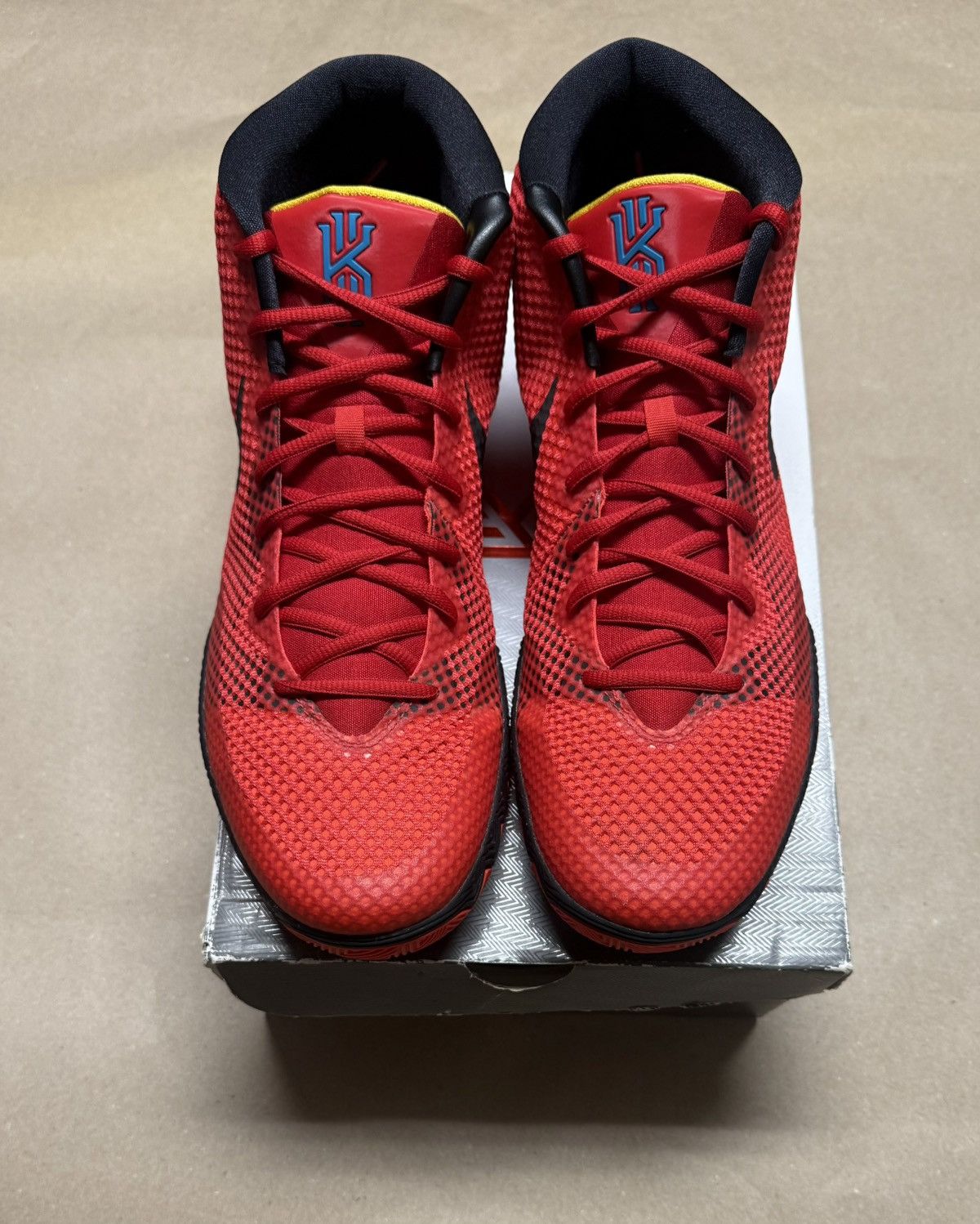 Nike Nike Kyrie 1 Deceptive Red October Men’s size 14 Basketball! Size US 14 / EU 47 - 3 Thumbnail