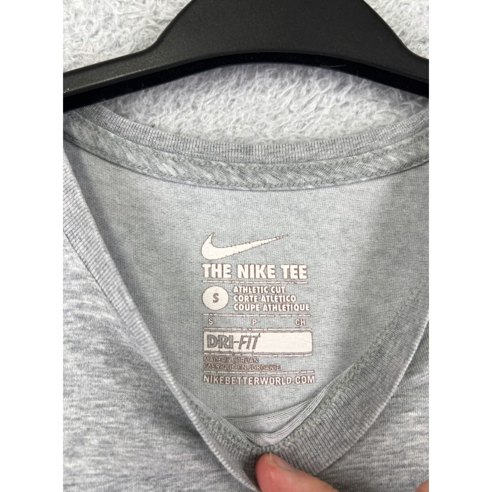 Nike NIKE Shirt Men S Gray Swoosh Logo Short Sleeve Crew Neck Cotton Blend Dri-FIT Size US S / EU 44-46 / 1 - 4 Thumbnail