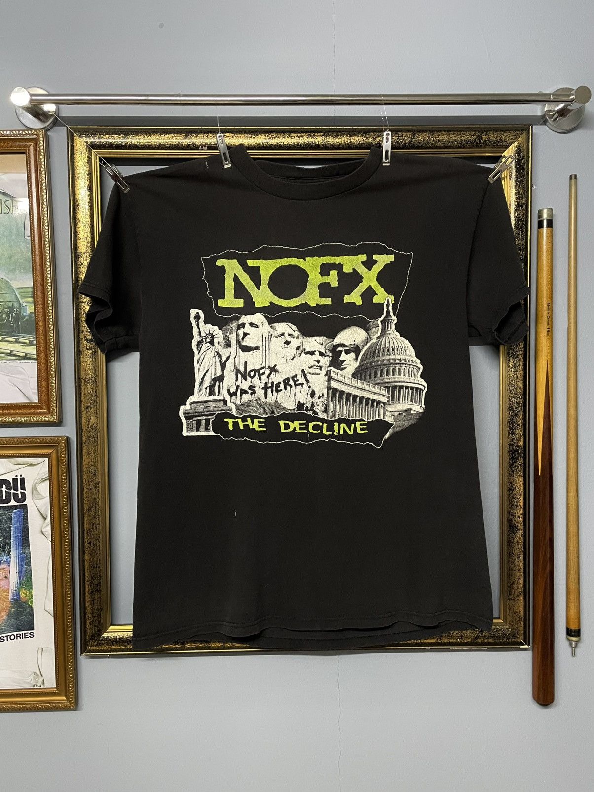 Vintage Vintage Original 90s Nofx The Decline Sunfaded Trash Tshirt Size US M / EU 48-50 / 2 - 1 Thumbnail