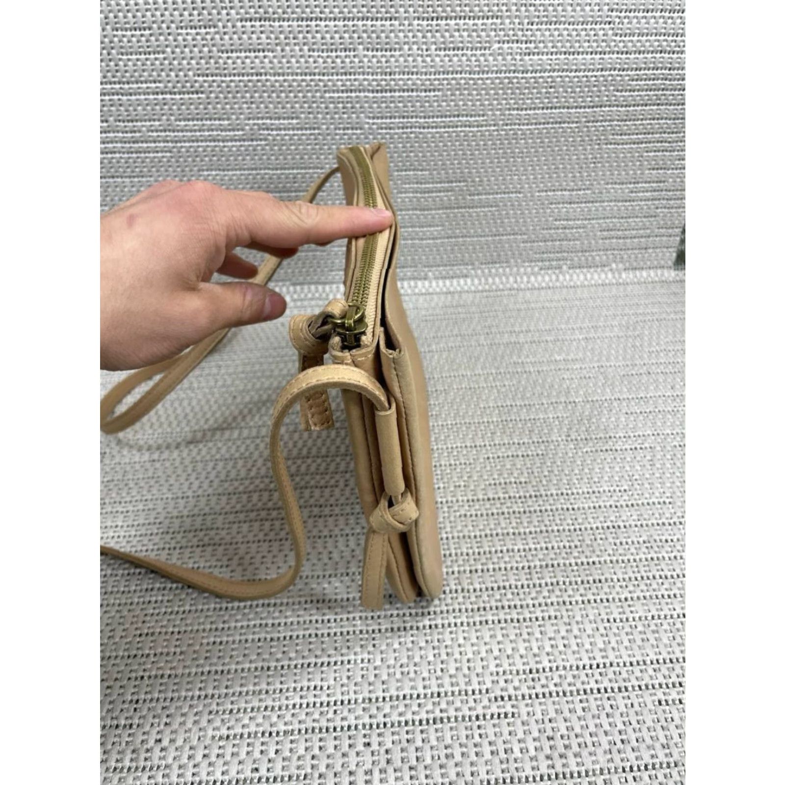 Madewell Madewell The Knotted Bag Crossbody Womens Small Beige Leather Zip Top Slip Pocket Size S / US 4 / IT 40 - 5 Thumbnail