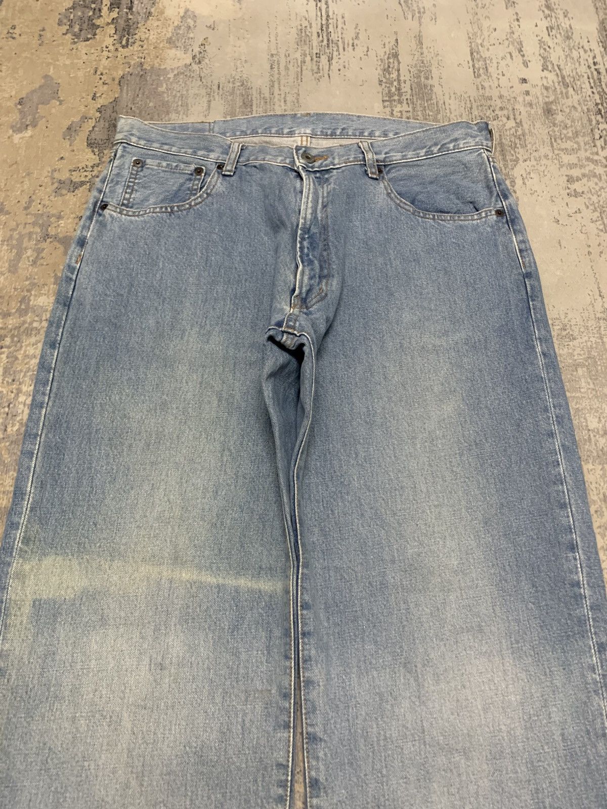 Japanese Brand Uniqlo Vintage UCW Baggy Jeans Light Wash Raw Hem Denim Size US 34 / EU 50 - 2 Thumbnail