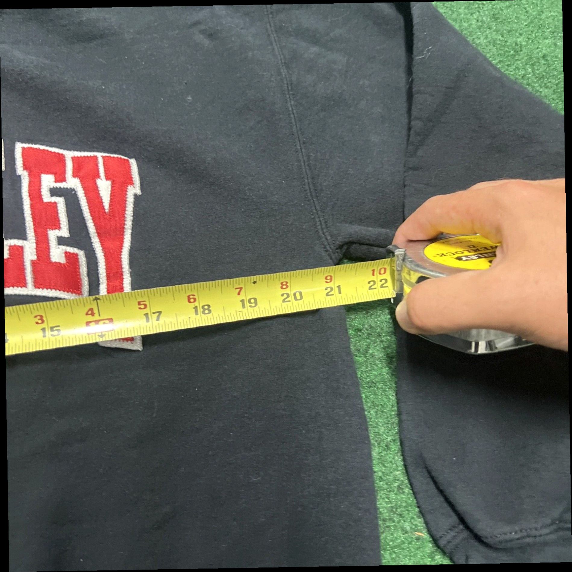 Vintage Vintage Grand Valley State Cardinals Medium football Sweatshirt Sweater Size US M / EU 48-50 / 2 - 6 Thumbnail
