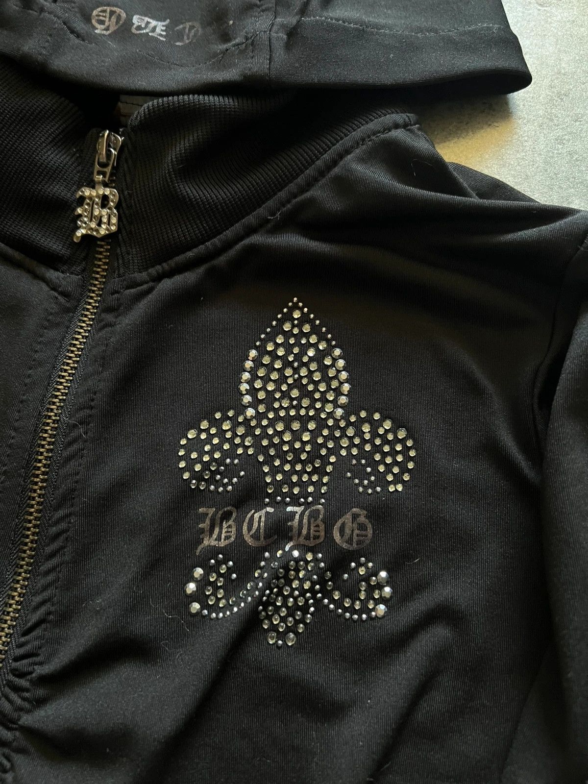Vintage bcbgmaxazria black avant garde hoodie with crystals goth Size M / US 6-8 / IT 42-44 - 5 Thumbnail