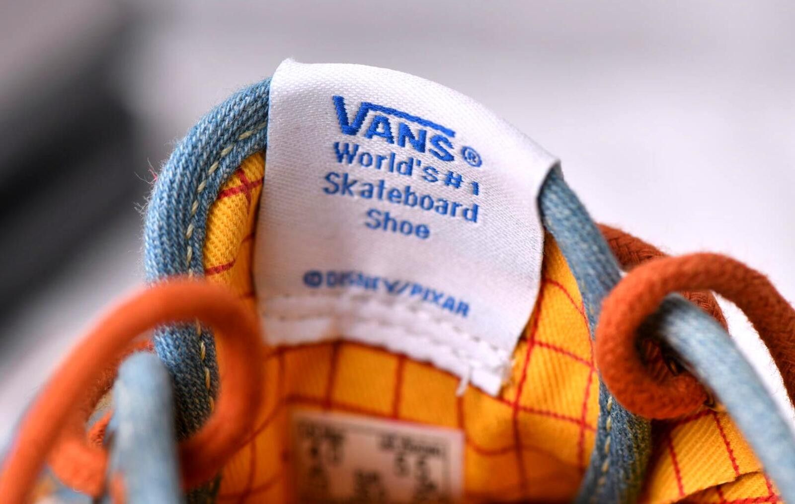Vans Toy Story x Vans Authentic Pixar Toy Story Sheriff Woody Size US 5 / EU 37 - 11 Thumbnail