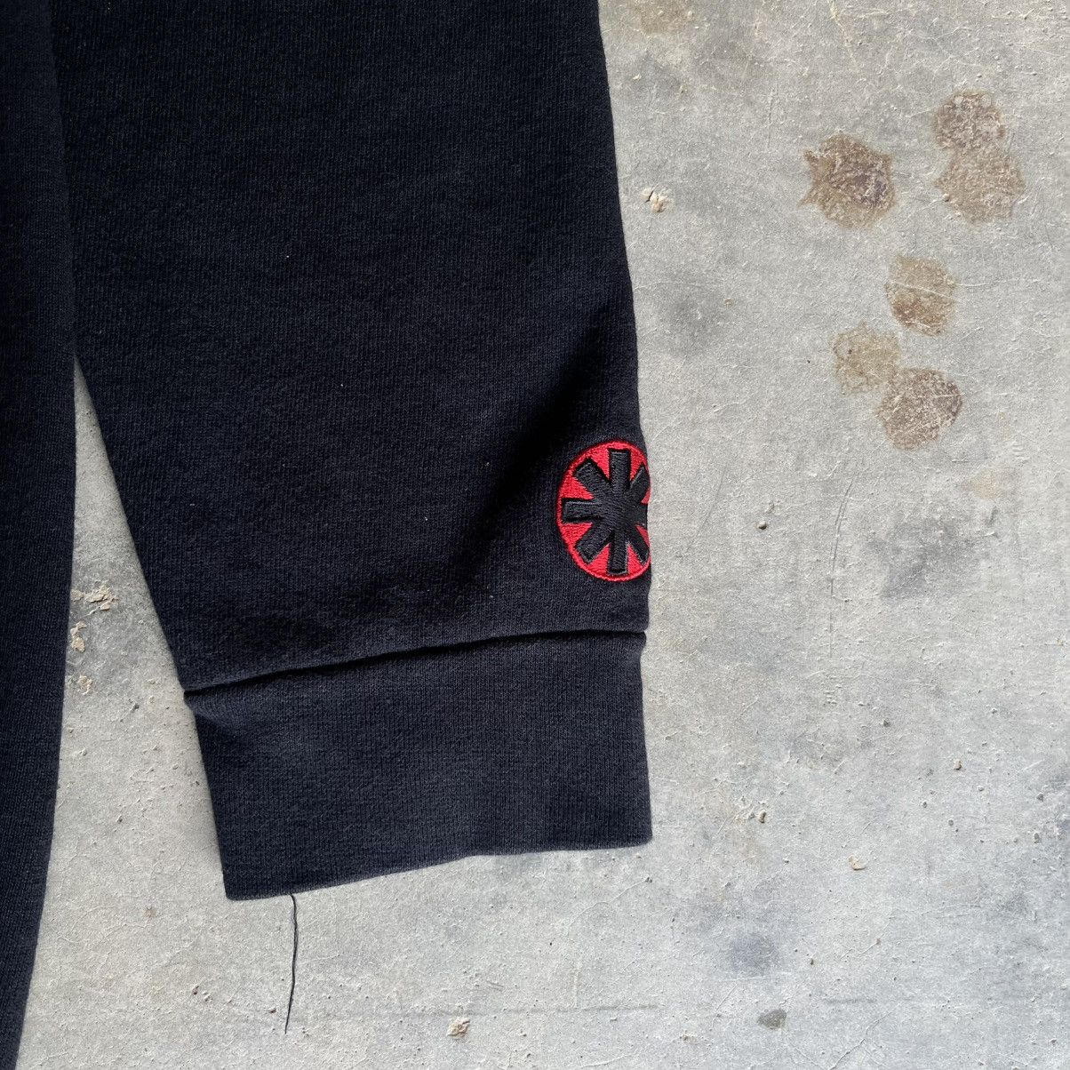 Band Tees × Vintage 🔥Rare Vintage Red hot chili papers hoodies🔥 Size US M / EU 48-50 / 2 - 4 Thumbnail