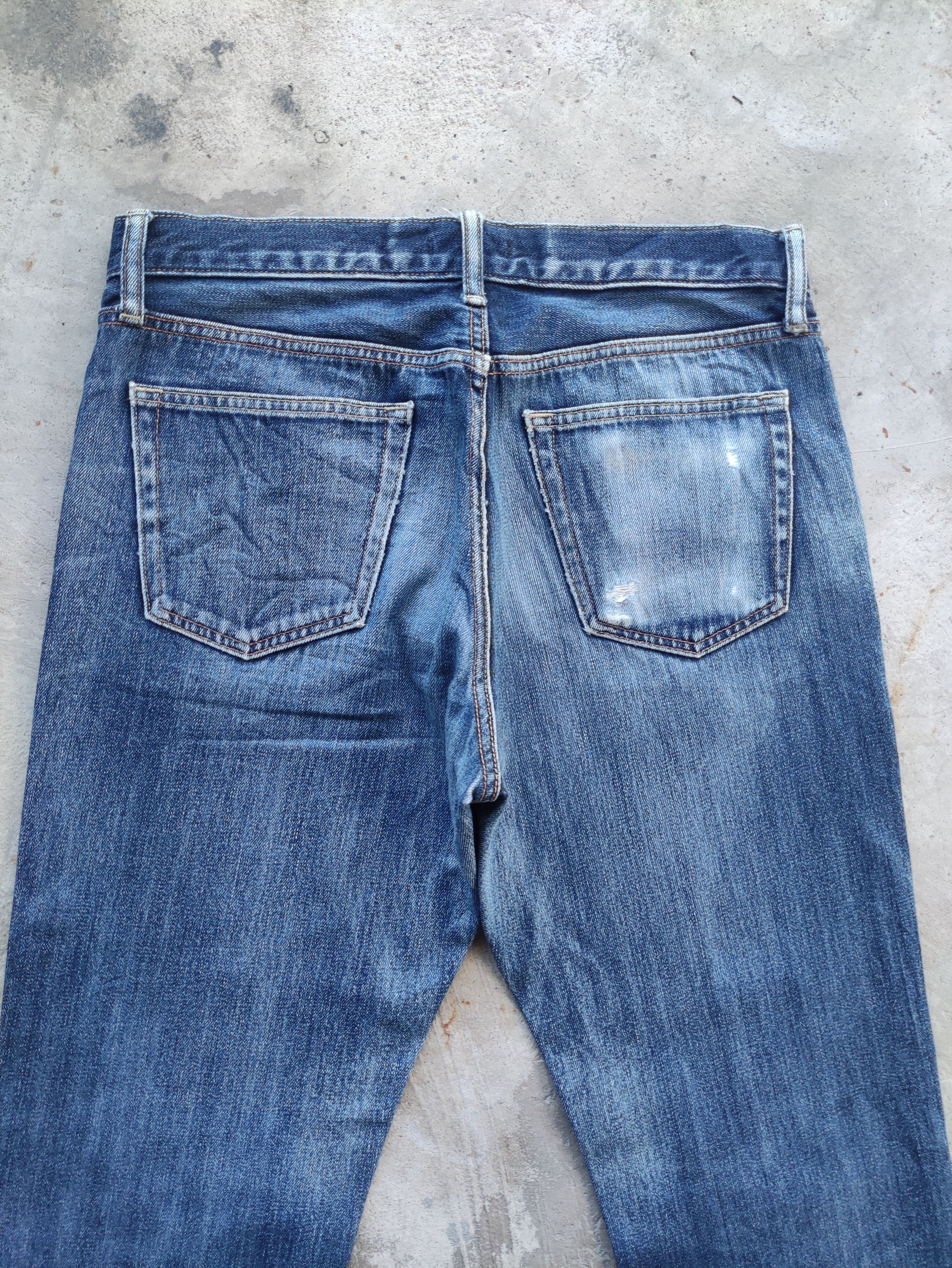 Japanese Brand Vintage Japanese Jean Distressed Faded Denim Size US 34 / EU 50 - 9 Thumbnail
