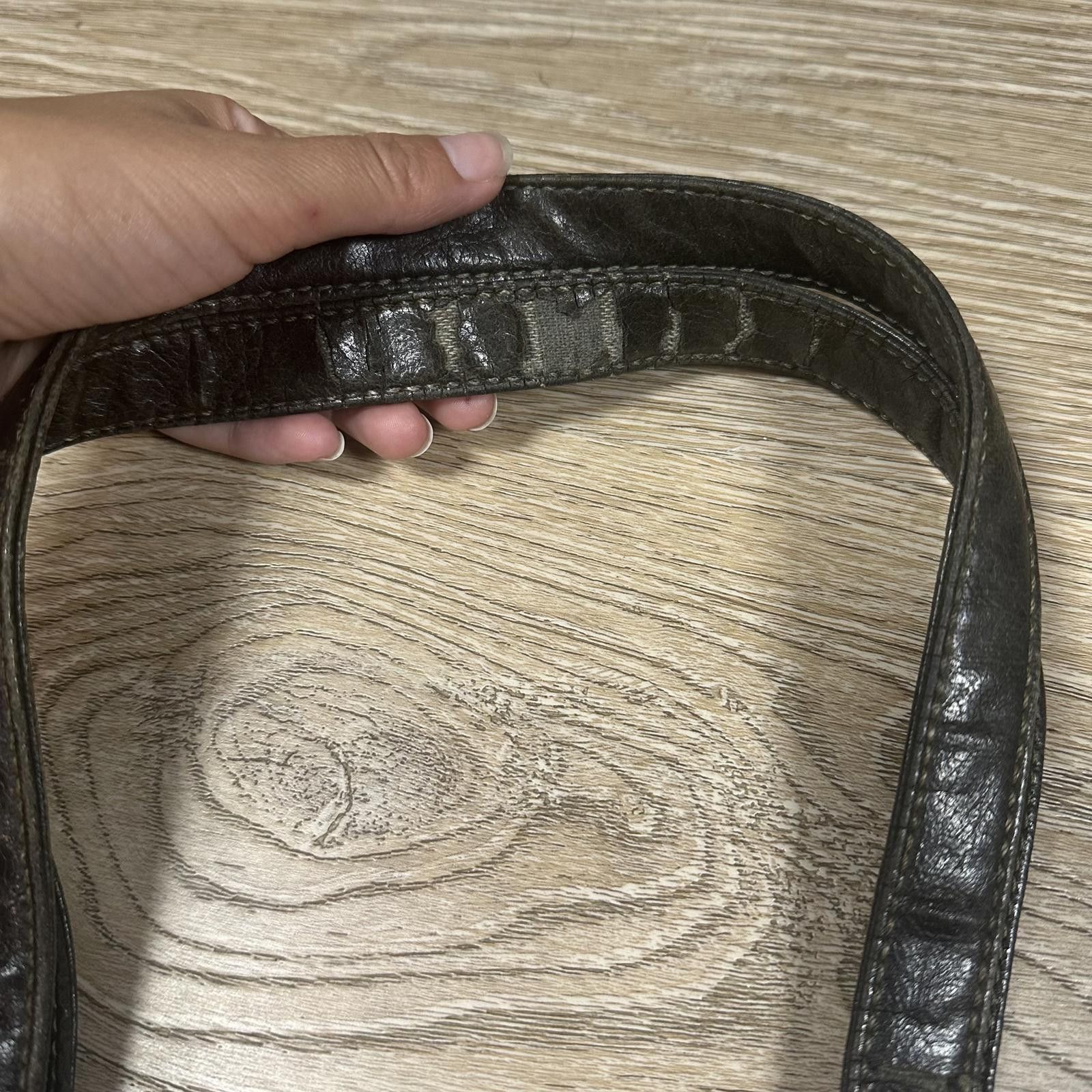 Guess Guess Bag Leather Buckle Detail Vintage Size ONE SIZE - 5 Thumbnail