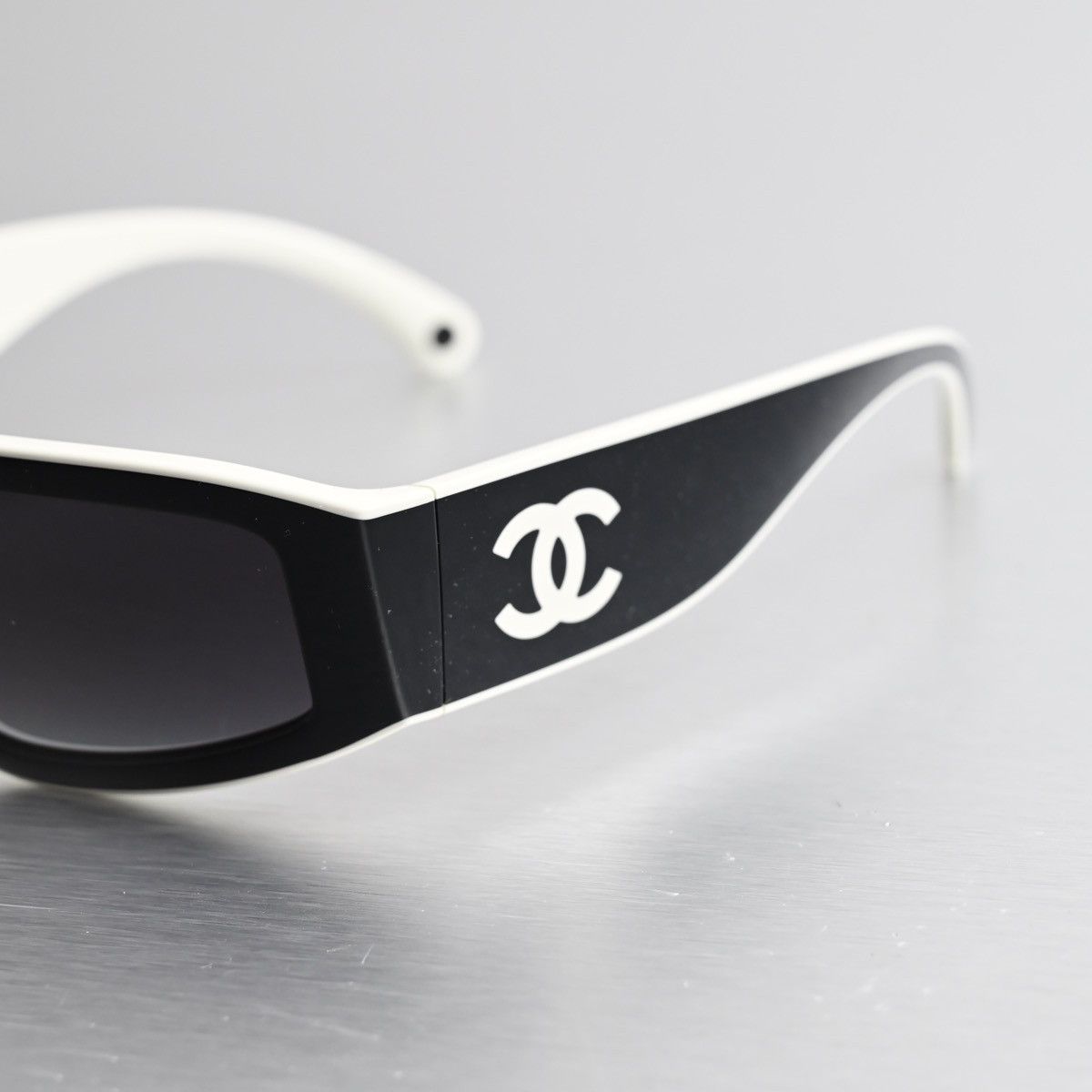 Chanel CHANEL 0CH6057 SUNGLASSES Size ONE SIZE - 3 Thumbnail