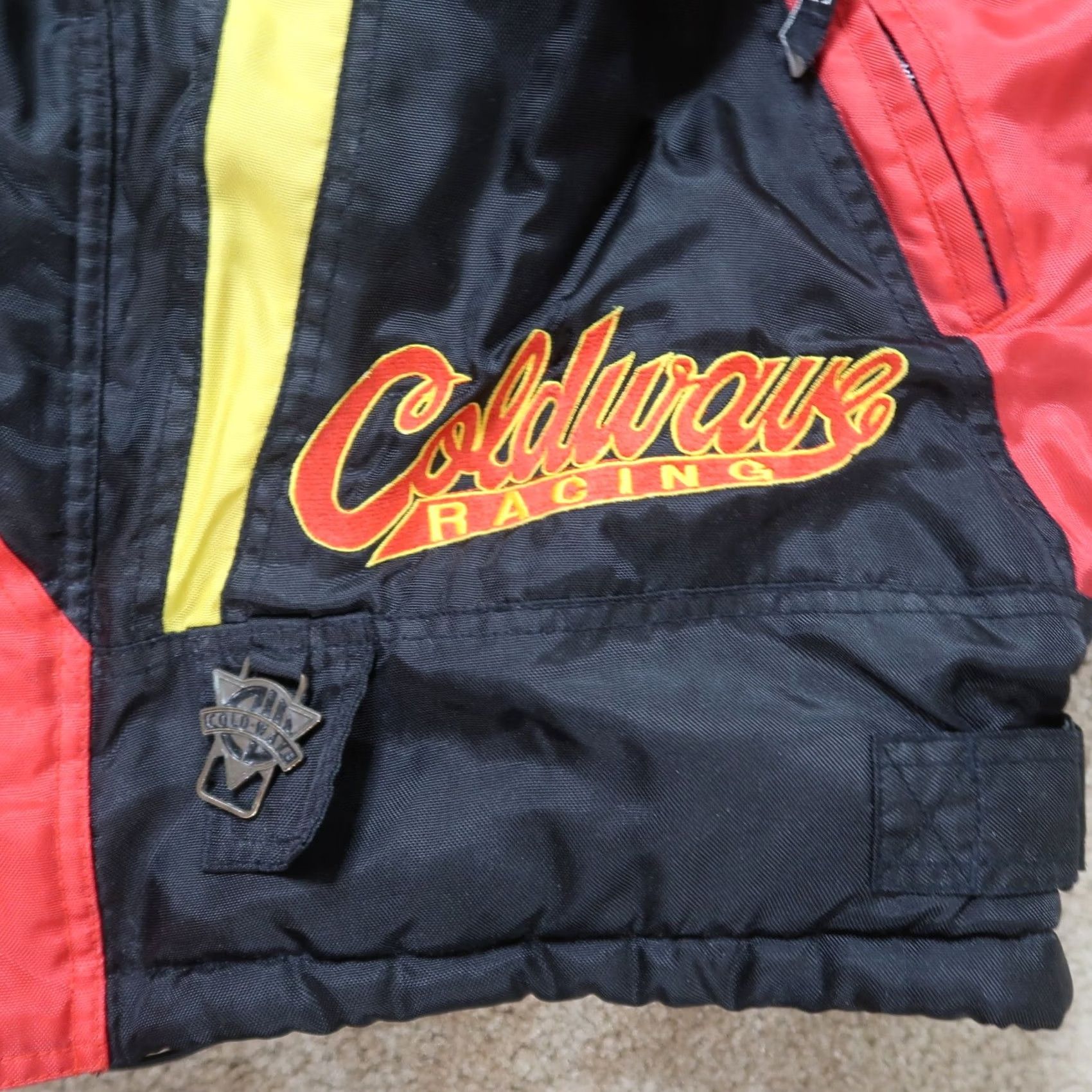 Vintage VINTAGE Coldwave Jacket Men XL Insulated Bomber Nylon Zip Black Red Yellow Geometric Winter Size US XL / EU 56 / 4 - 2 Thumbnail