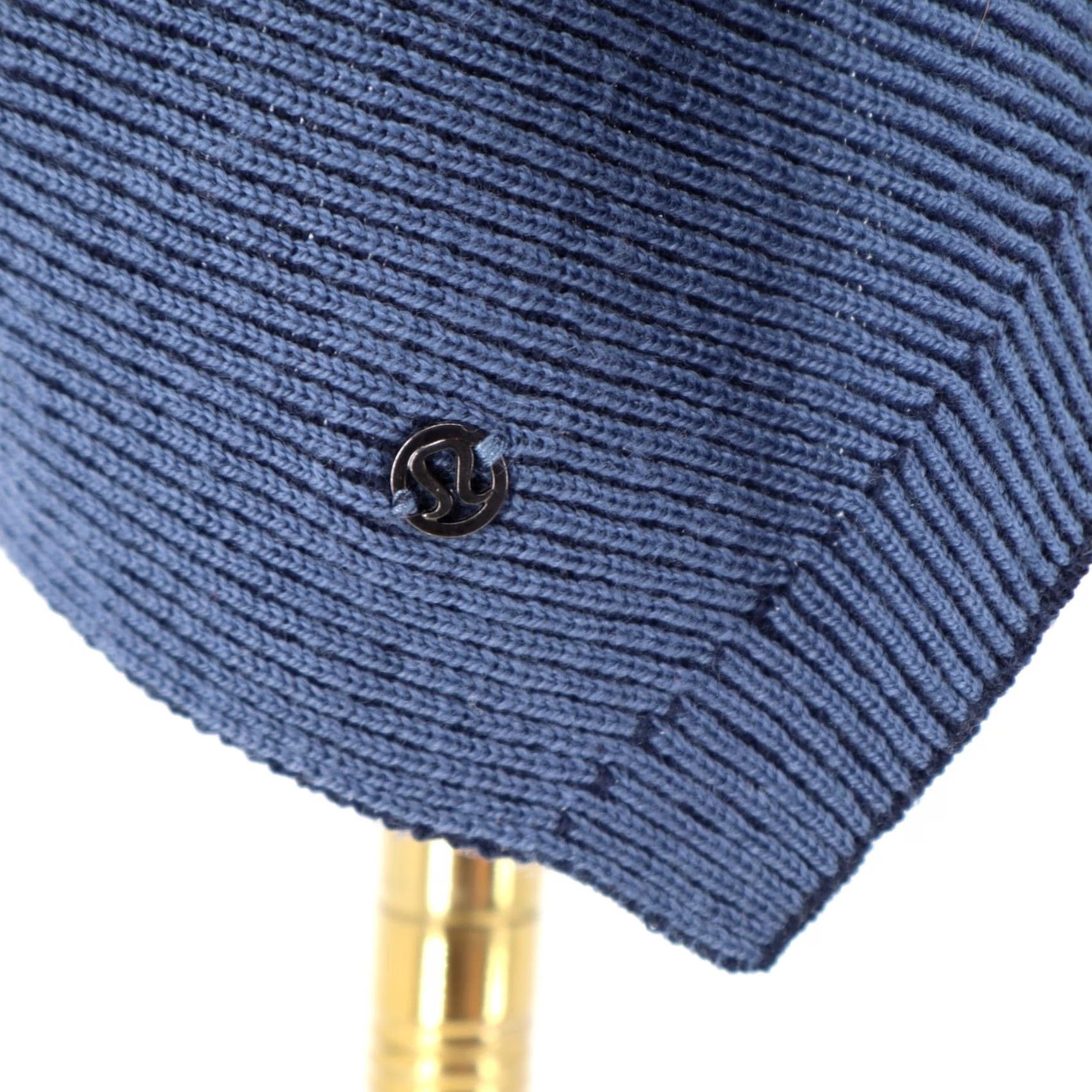 Lululemon Lululemon Exaltation Wrap Reversible Code Blue True Navy Merino Wool One Size Women Sweater Wrap Shirts? Size ONE SIZE - 7 Thumbnail