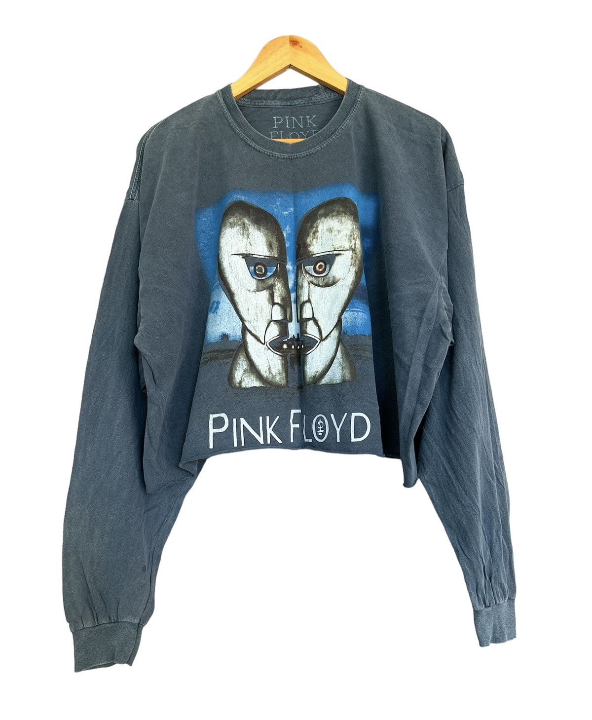 Band Tees PINK FLOYD Tour Blue Faded Long Sleeve Crop Tops Size XL / US 12-14 / IT 48-50 - 1 Thumbnail