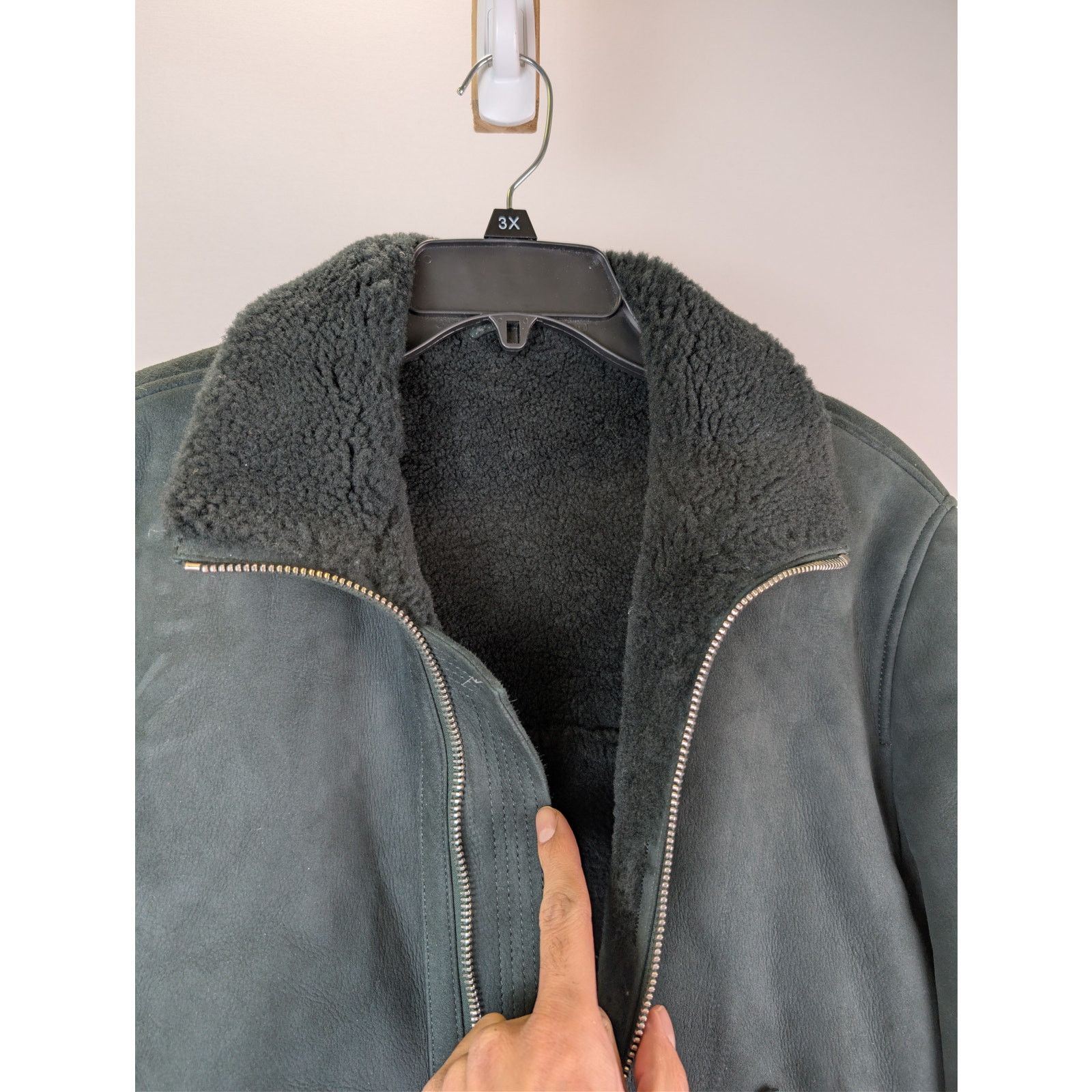 Mr P. o1rshd1 CC20 two-way zip fastening Shearling Jacket in black Size US M / EU 48-50 / 2 - 7 Thumbnail