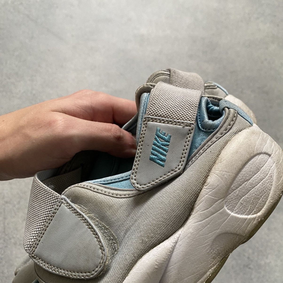 Nike Vintage Nike Rift Y2K Tabi Sneakers Sandals Size US 10 / EU 43 - 6 Thumbnail