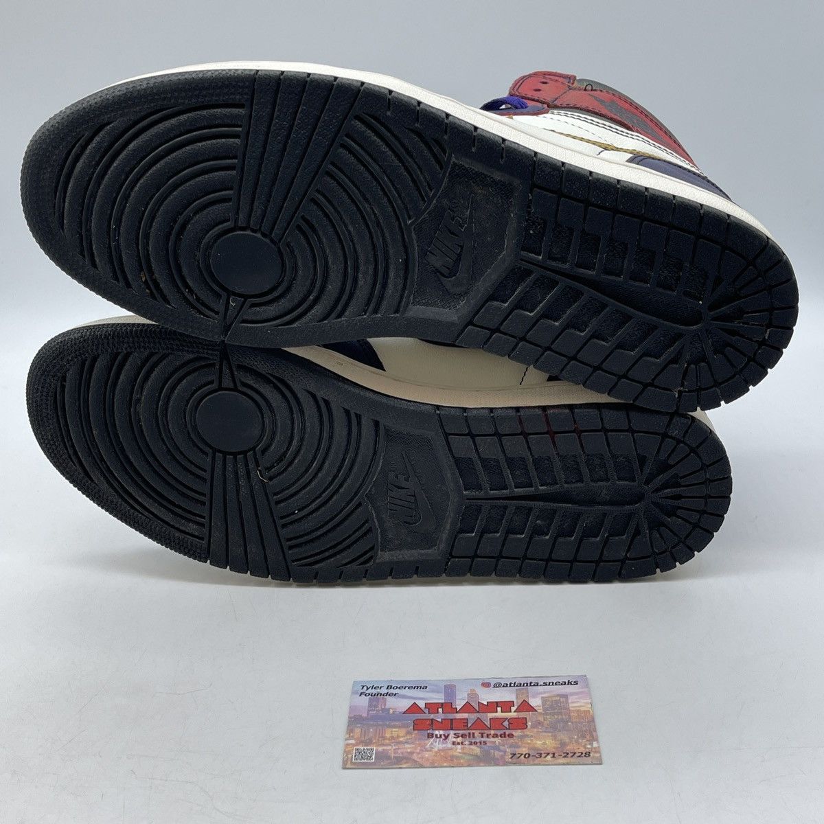 Jordan Brand Air Jordan 1 high La to Chicago Size US 10 / EU 43 - 7 Thumbnail
