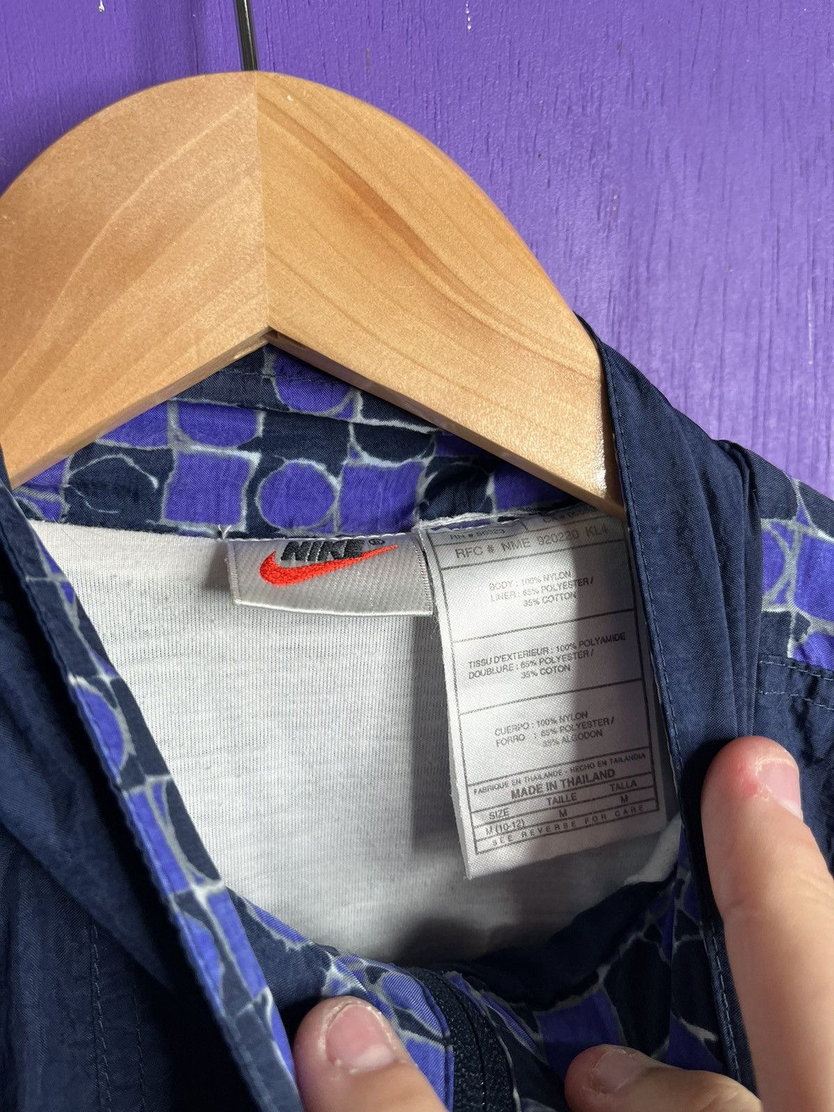 Nike × Vintage Vintage 90s Nike sleeve pattern windbreaker jacket Size US M / EU 48-50 / 2 - 4 Thumbnail