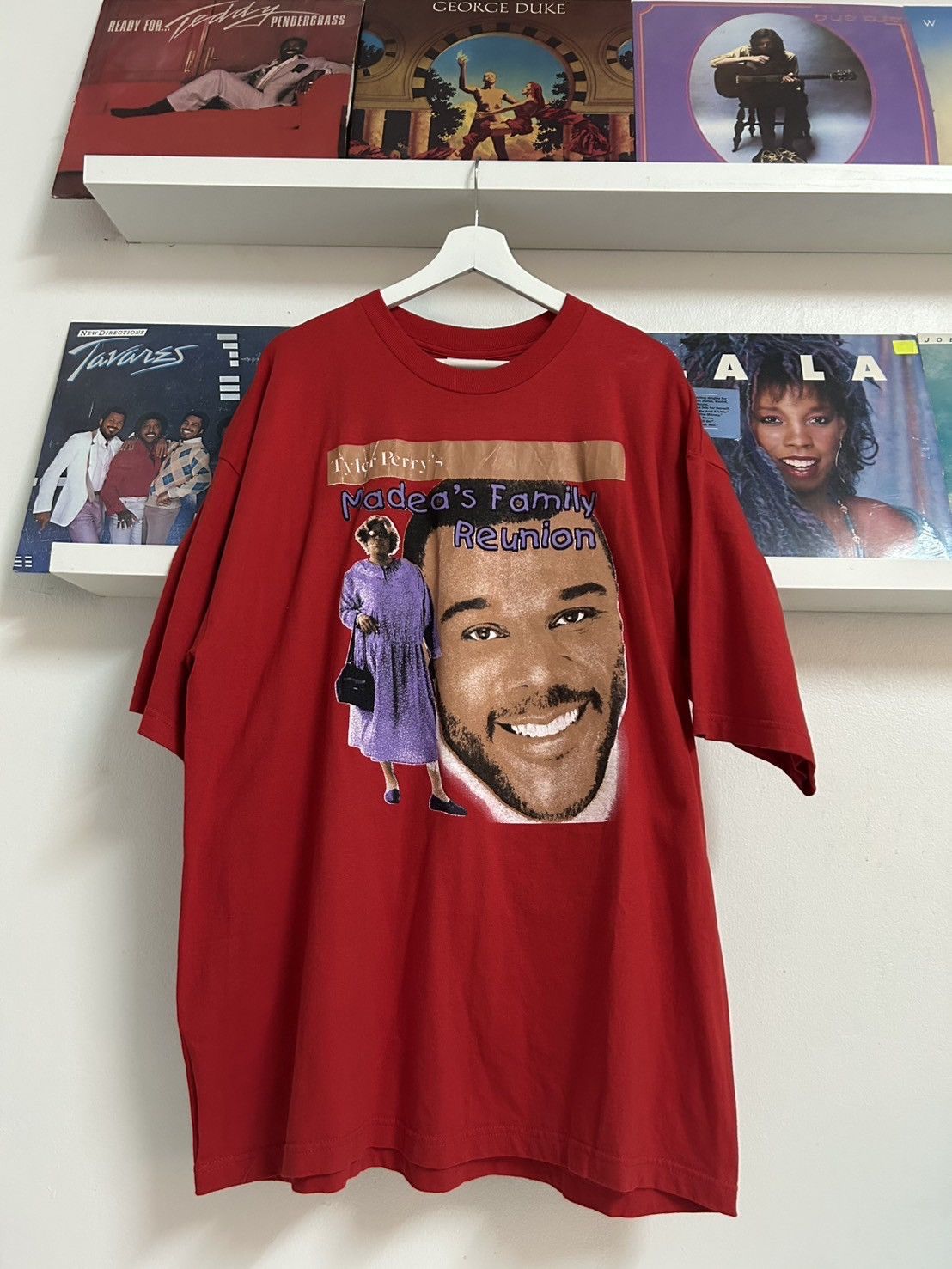 Vintage Tyler Perry’s Vintage T Shirt 00’ Size US XXL / EU 58 / 5 - 1 Thumbnail