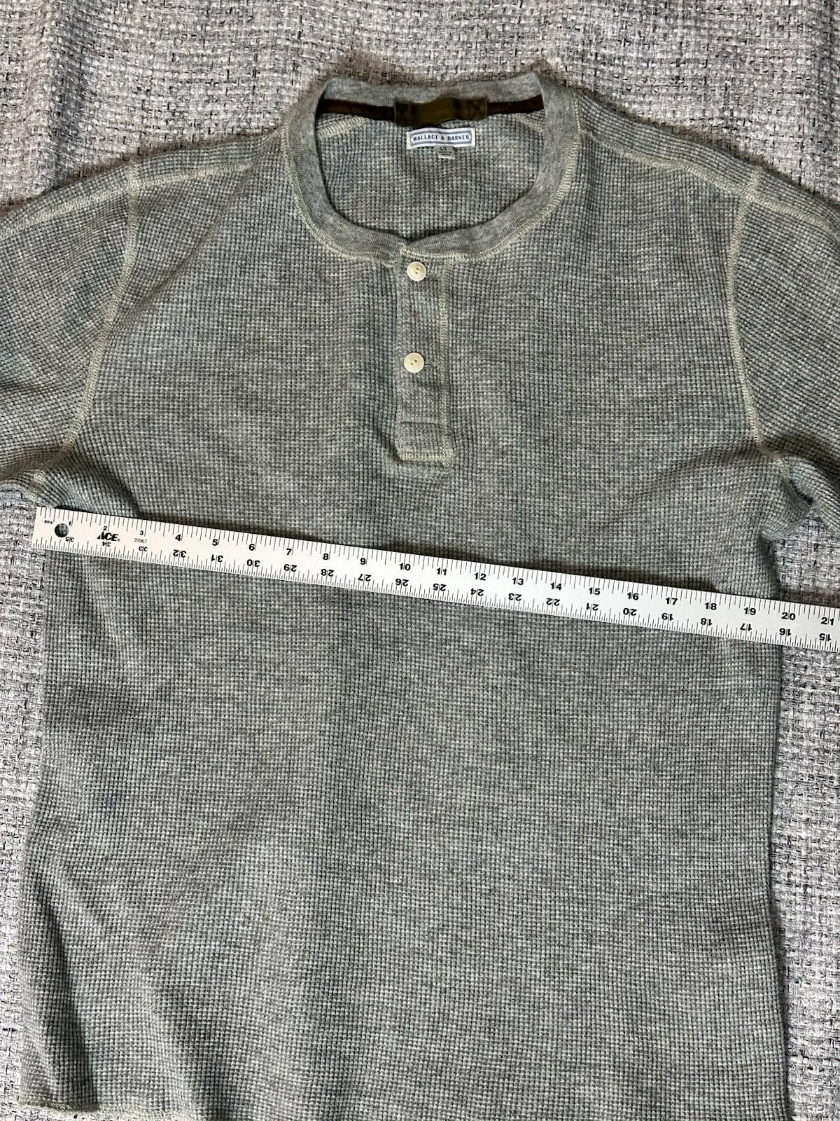 Wallace & Barnes Wallace & Barnes Long Sleeve Knit Henley Shirt Mens LT Gray Size US L / EU 52-54 / 3 - 3 Thumbnail