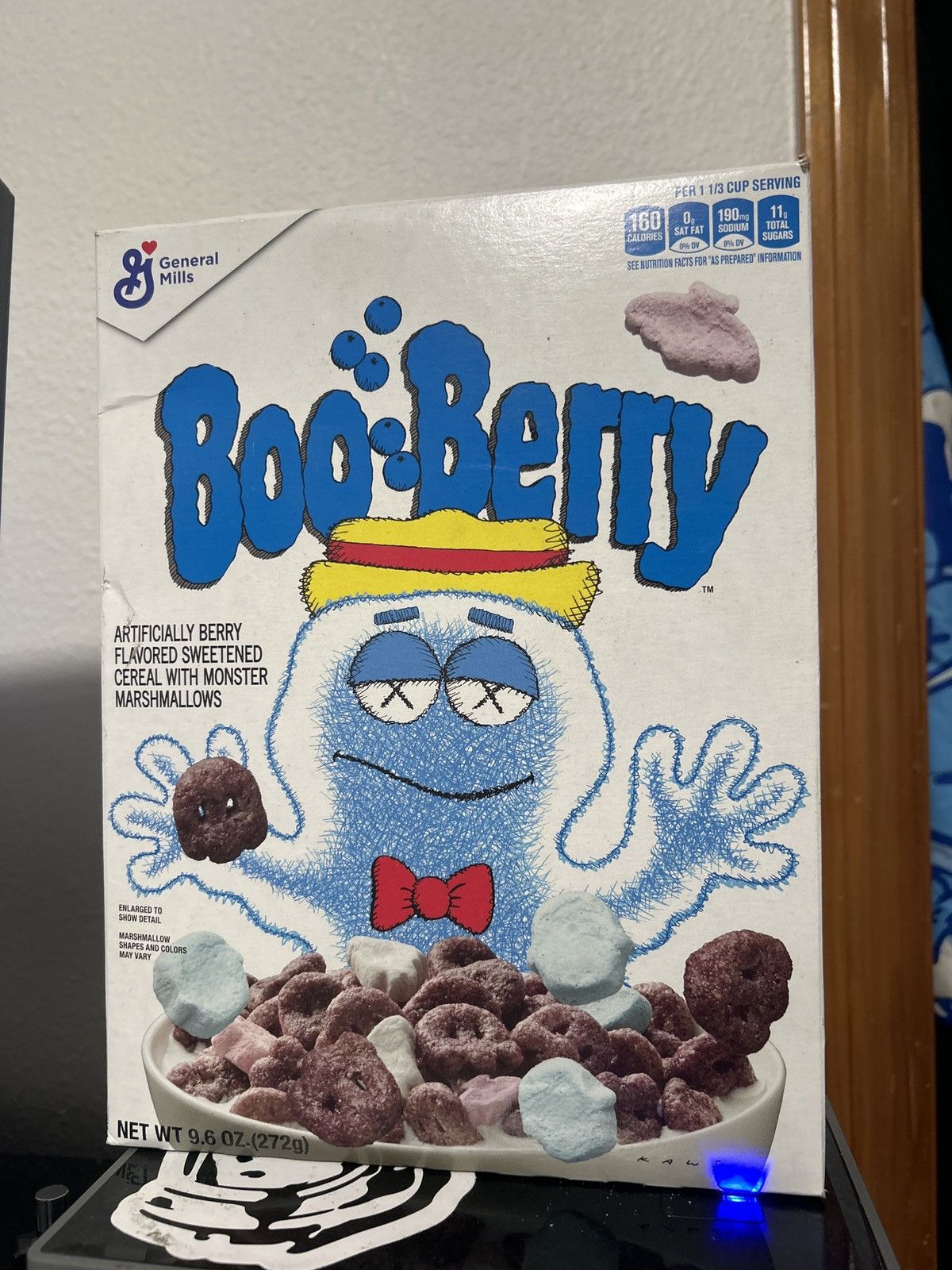 Kaws factory-sealed KAWS x Boo Berry cereal box Size ONE SIZE - 2 Thumbnail