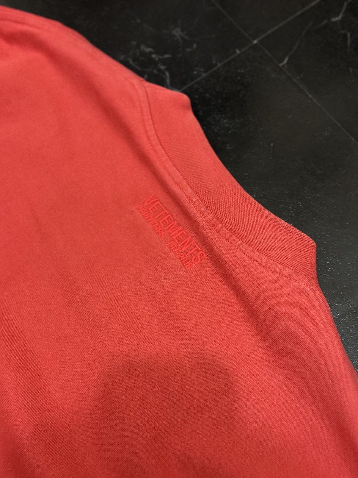 Vetements Vetements x Tommy Hilfiger Long Sleeve Red Size US XS / EU 42 / 0 - 7 Thumbnail