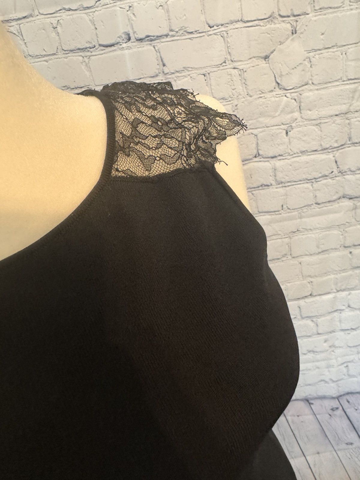 Zara ZARA knit black dress with lace accents Size S / US 4 / IT 40 - 2 Thumbnail