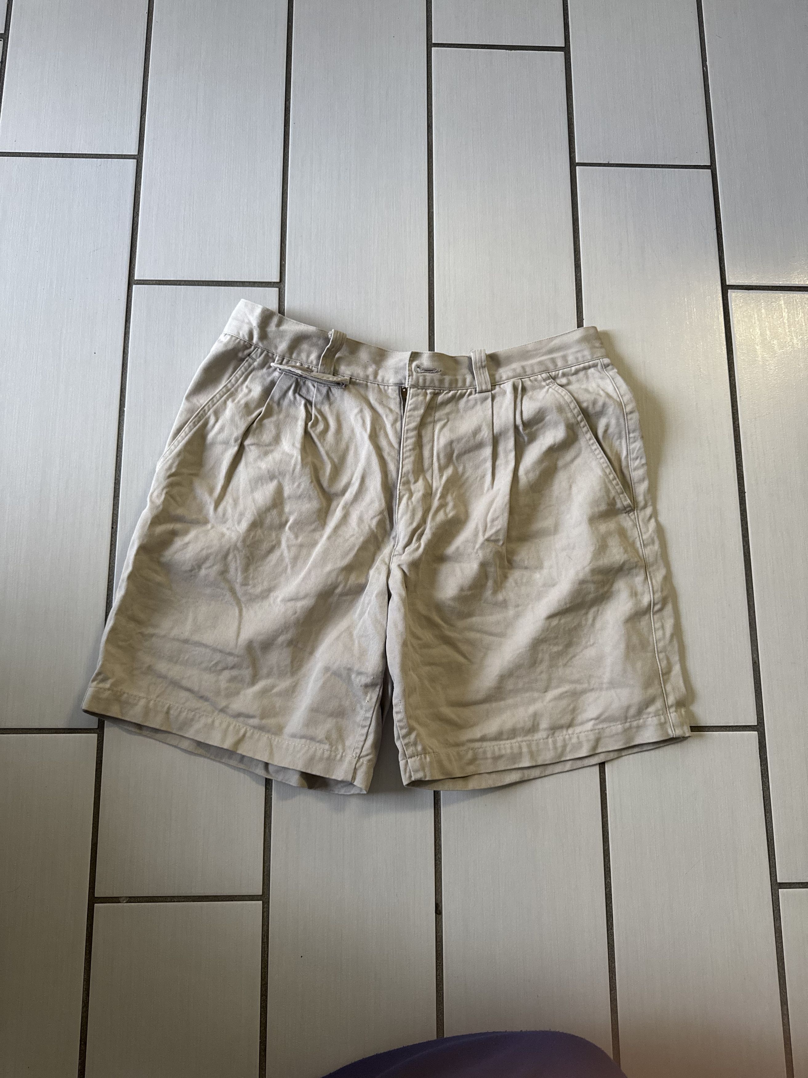 Other Vintage Donovan Khaki Shorts Size US 32 / EU 48 - 1 Thumbnail
