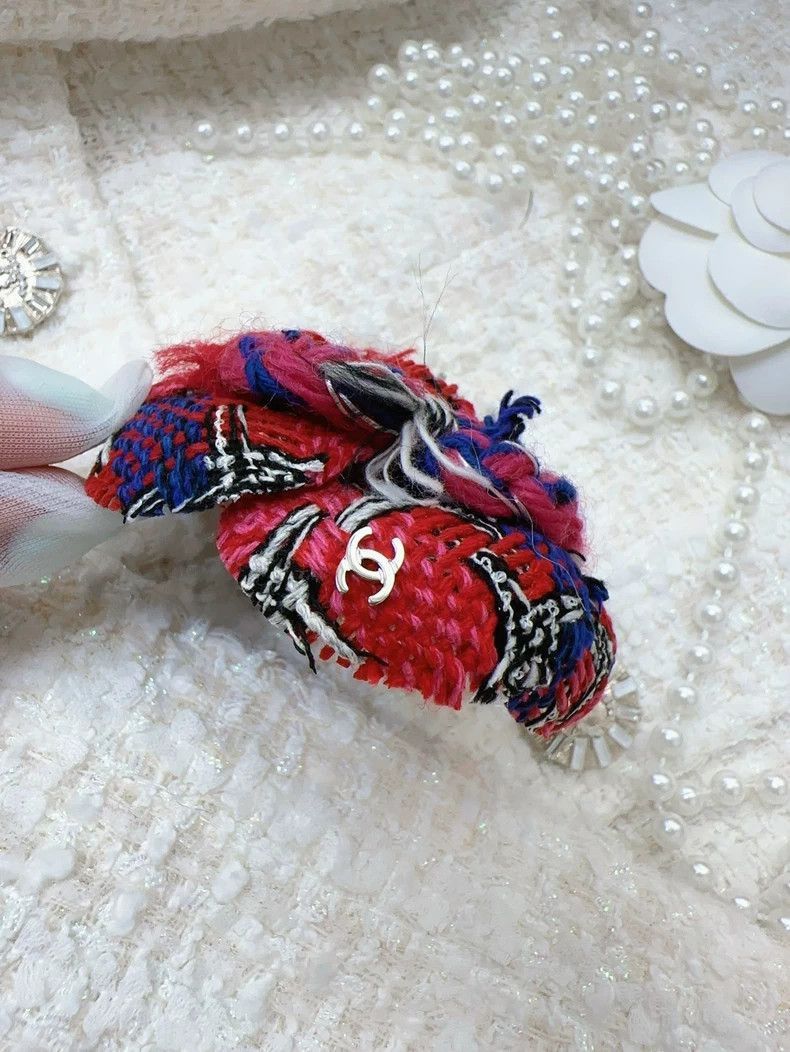 Chanel Chanel 15s Camellia Brooch Red Blue Size ONE SIZE - 3 Thumbnail