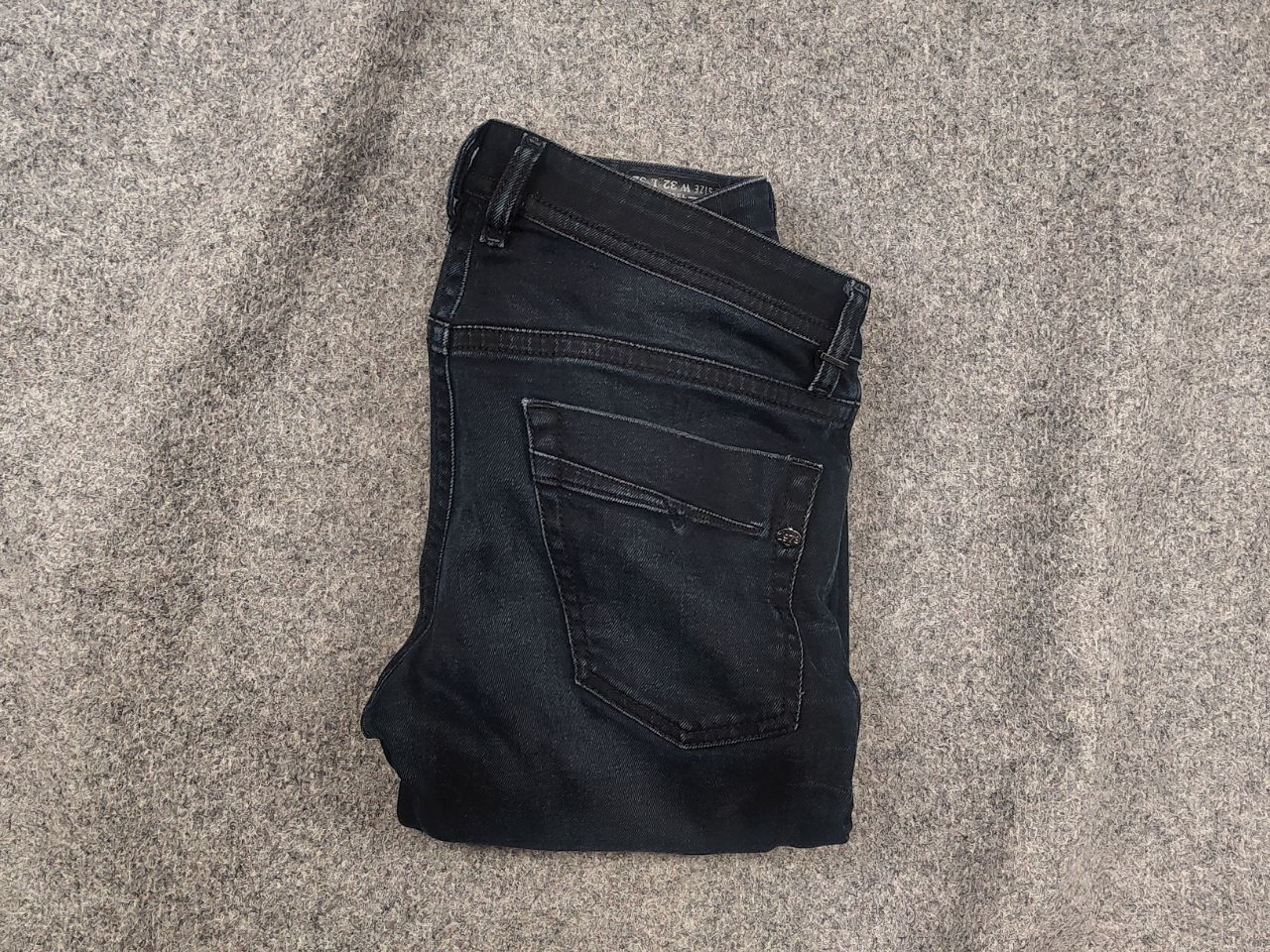 Diesel Diesel akee tapered Blue Faded denim Jeans Vintage Style Size US 32 / EU 48 - 1 Thumbnail