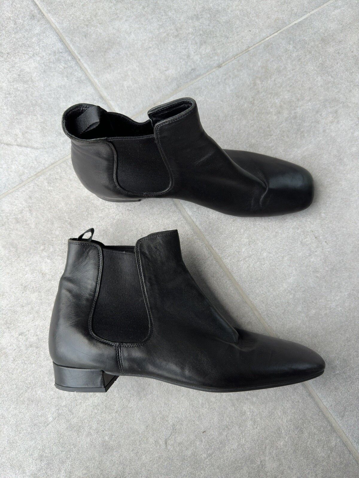 Prada Vintage Prada Women’s Ankle Chelsea Leather Classic Boots Size US 9.5 / IT 39.5 - 2 Thumbnail