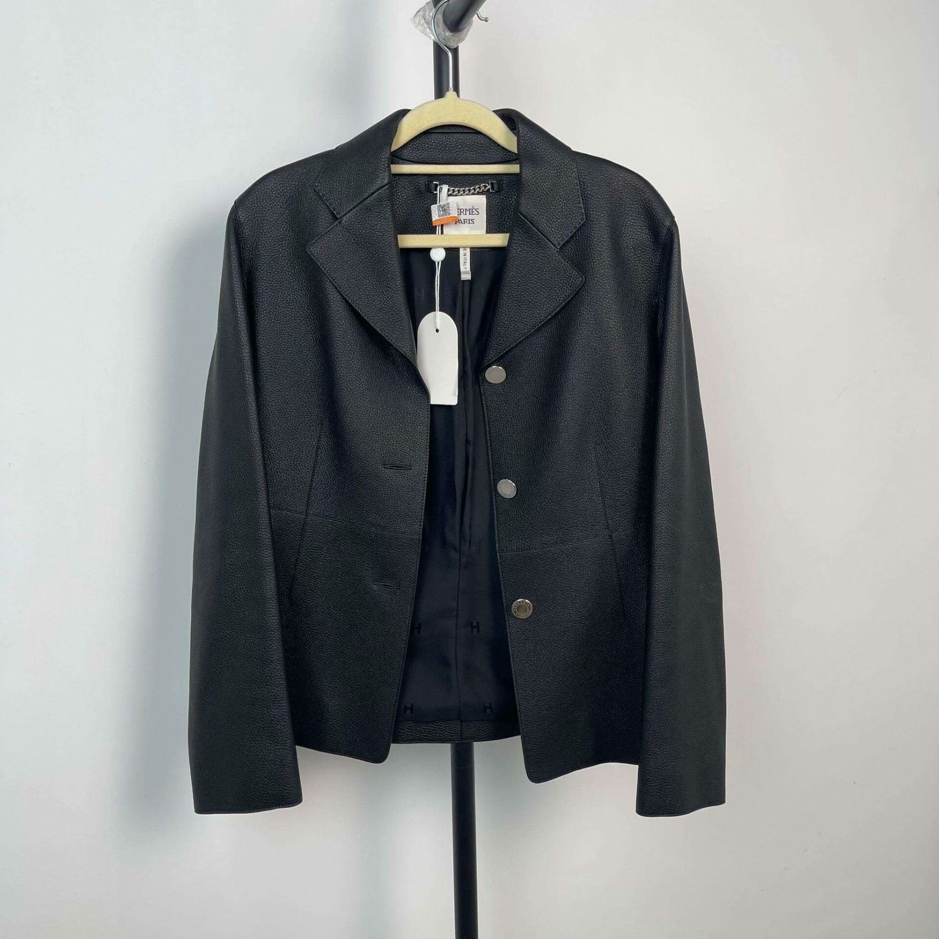 Hermes Hermes Black Cowhide Blazer Size XS / US 0-2 / IT 36-38 - 1 Thumbnail