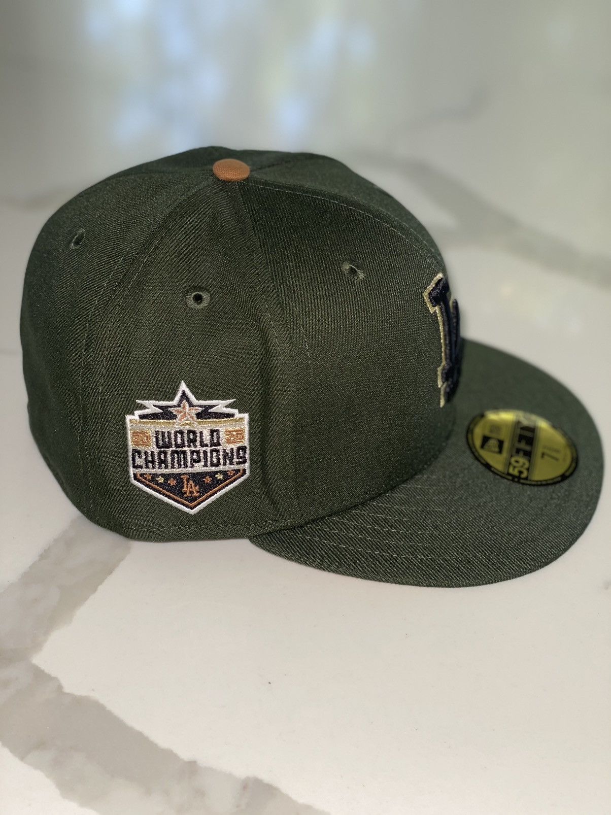 MLB Champagne Los Angeles Dodgers fitted 7 3/8 Size 38 - 3 Thumbnail