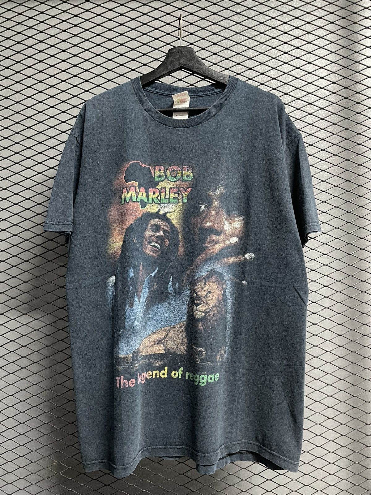 Band Tees Vintage Y2K Bob Marley The Legend of Reggae T-Shirt. Size US XL / EU 56 / 4 - 2 Thumbnail