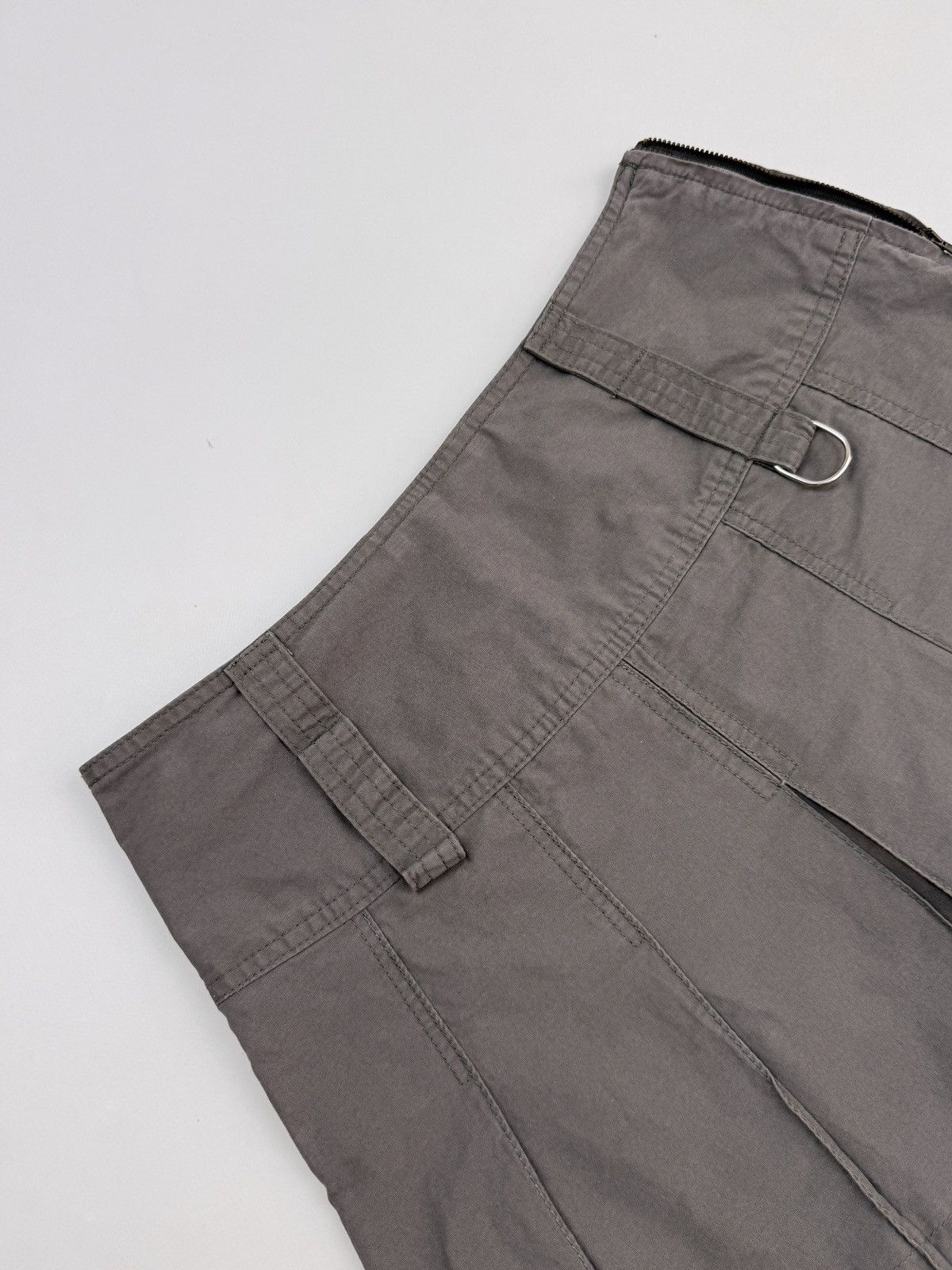 Vintage Y2K Vintage New Look Khaki Green Pleated Mini Skirt Size 28" / US 6 / IT 42 - 2 Thumbnail