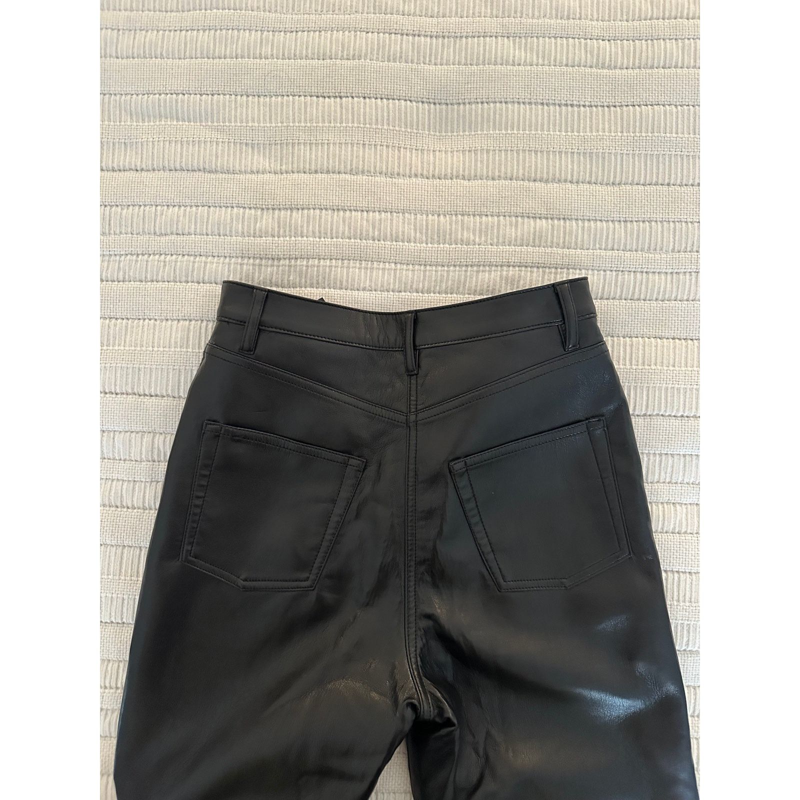 Aritzia Wilfred Aritzia 2 The Melina Faux Leather Straight Leg Pants Size 26" / US 2 / IT 38 - 3 Thumbnail