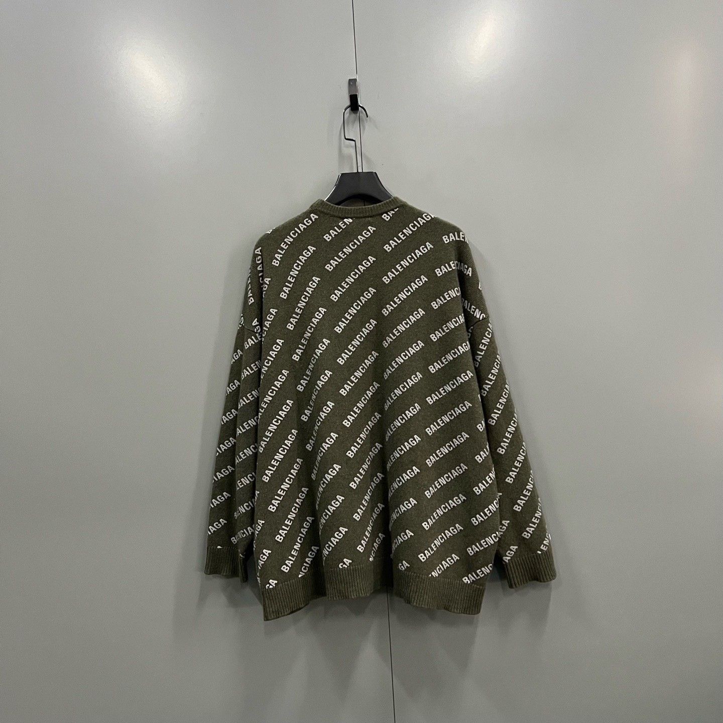 Balenciaga Balenciaga All-Over Logo Knit Sweater Size US M / EU 48-50 / 2 - 2 Thumbnail