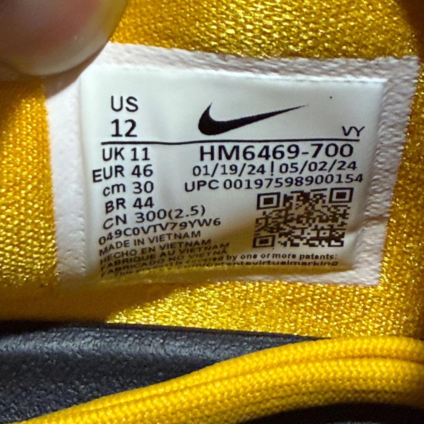 Nike Nike Kobe 8 ZK8 Yellow Black TB 46 Worn Heel No Box Size US 12 / EU 45 - 7 Thumbnail