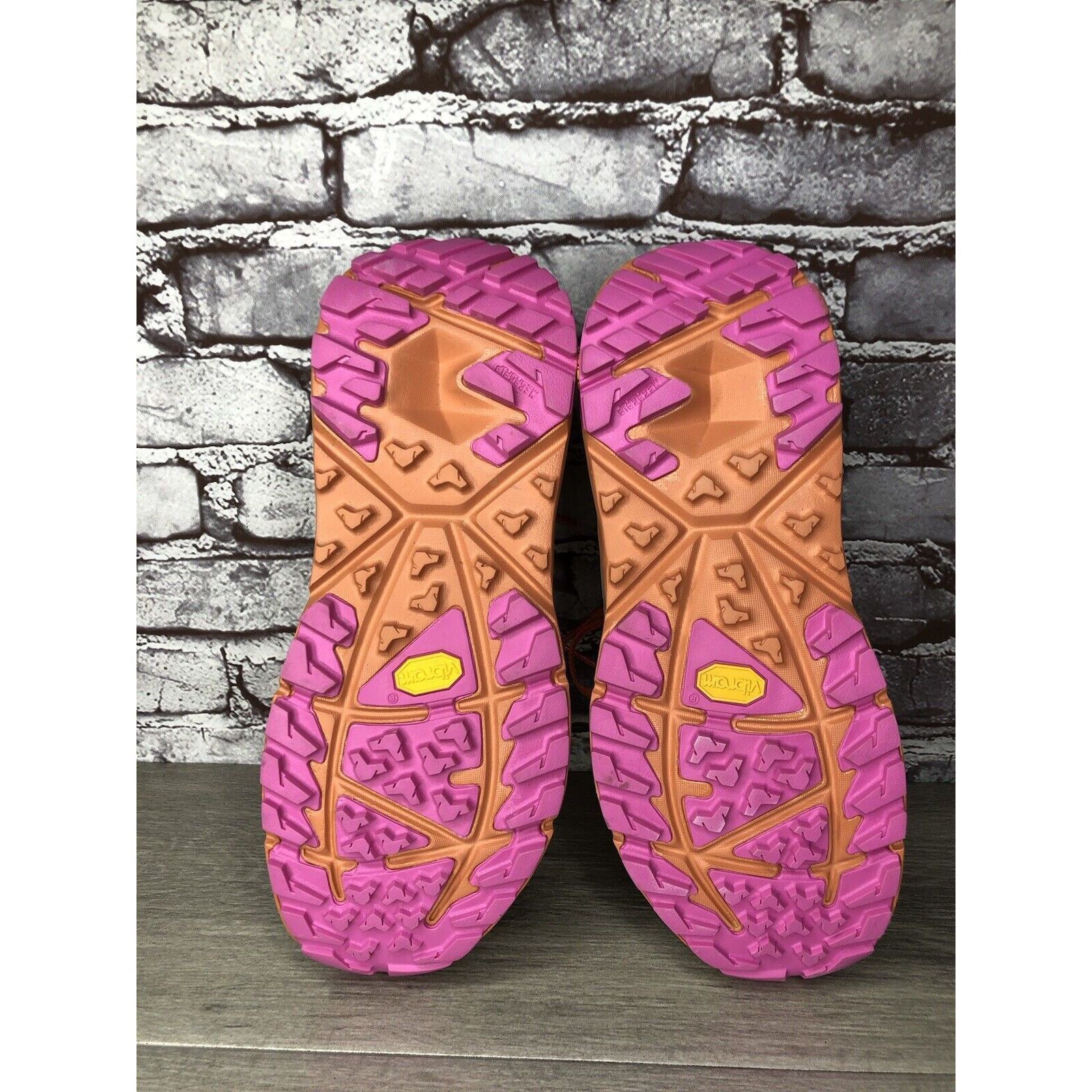 Hoka Hoka Kaha Low GTX Mental Health Hiking Sand Sun Baked Sneake Size US 9.5 / EU 42-43 - 16 Thumbnail