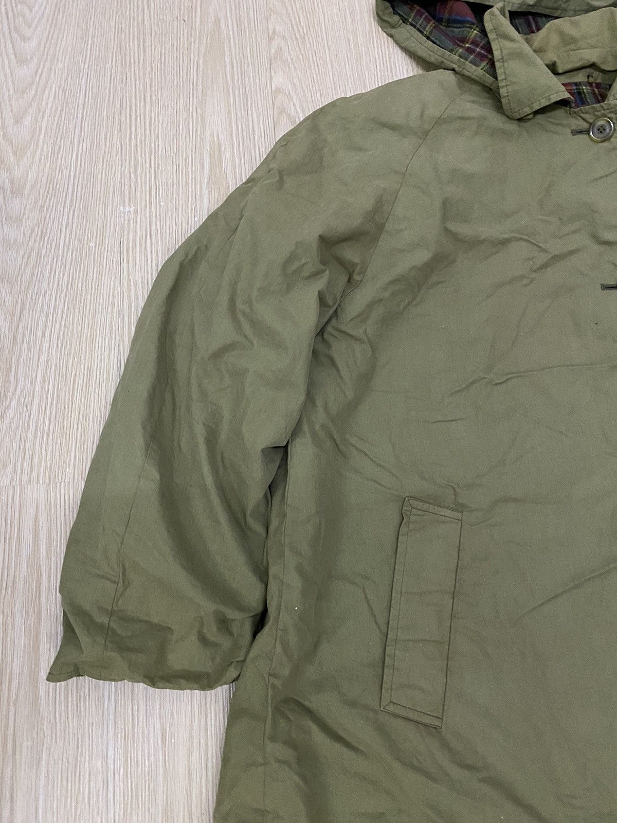 Aquascutum Aquascutum england showerproof coat jacket Size US L / EU 52-54 / 3 - 4 Thumbnail