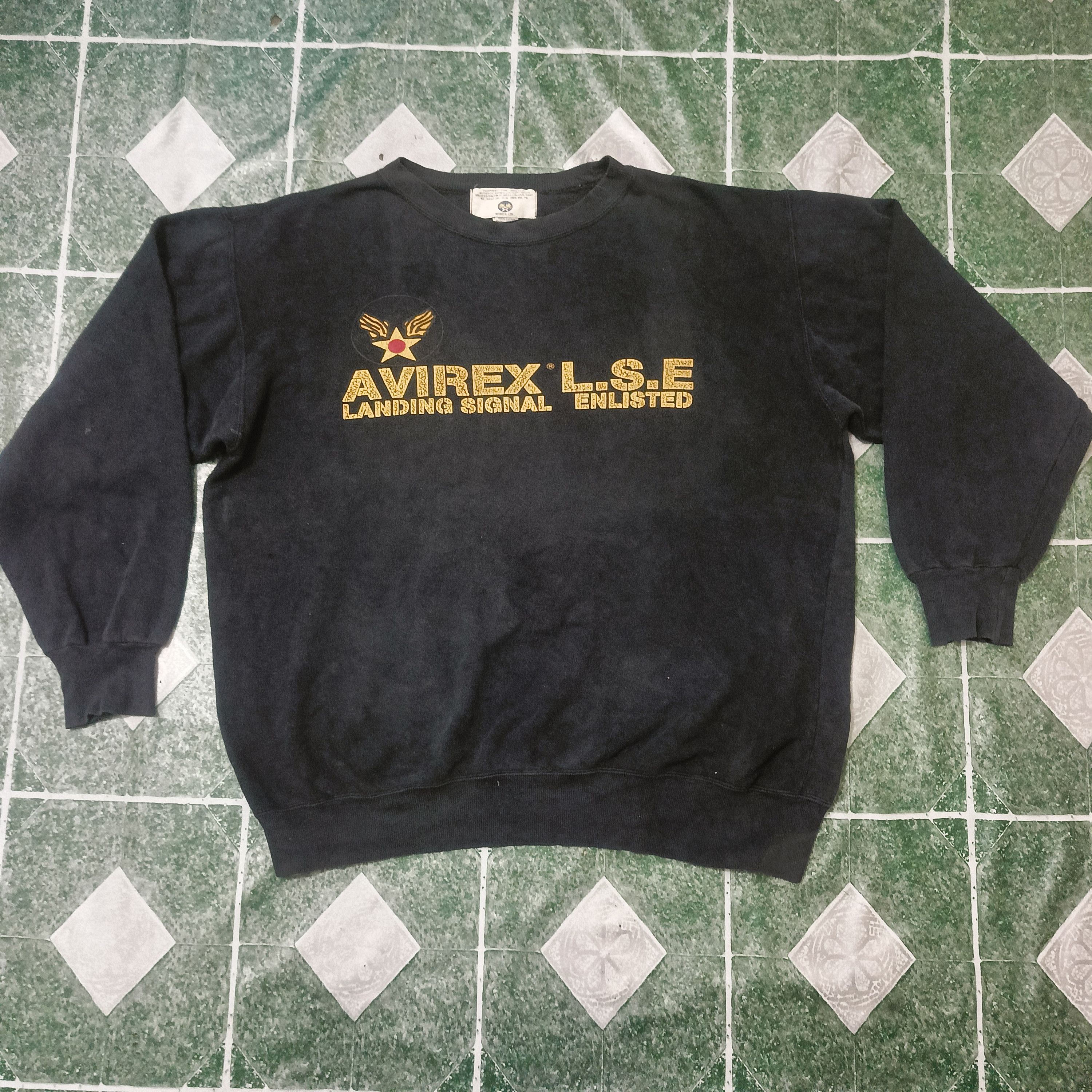 Avirex Vintage Thrashed Distressed Avirex Sweatshirt Sun faded Size US M / EU 48-50 / 2 - 1 Thumbnail