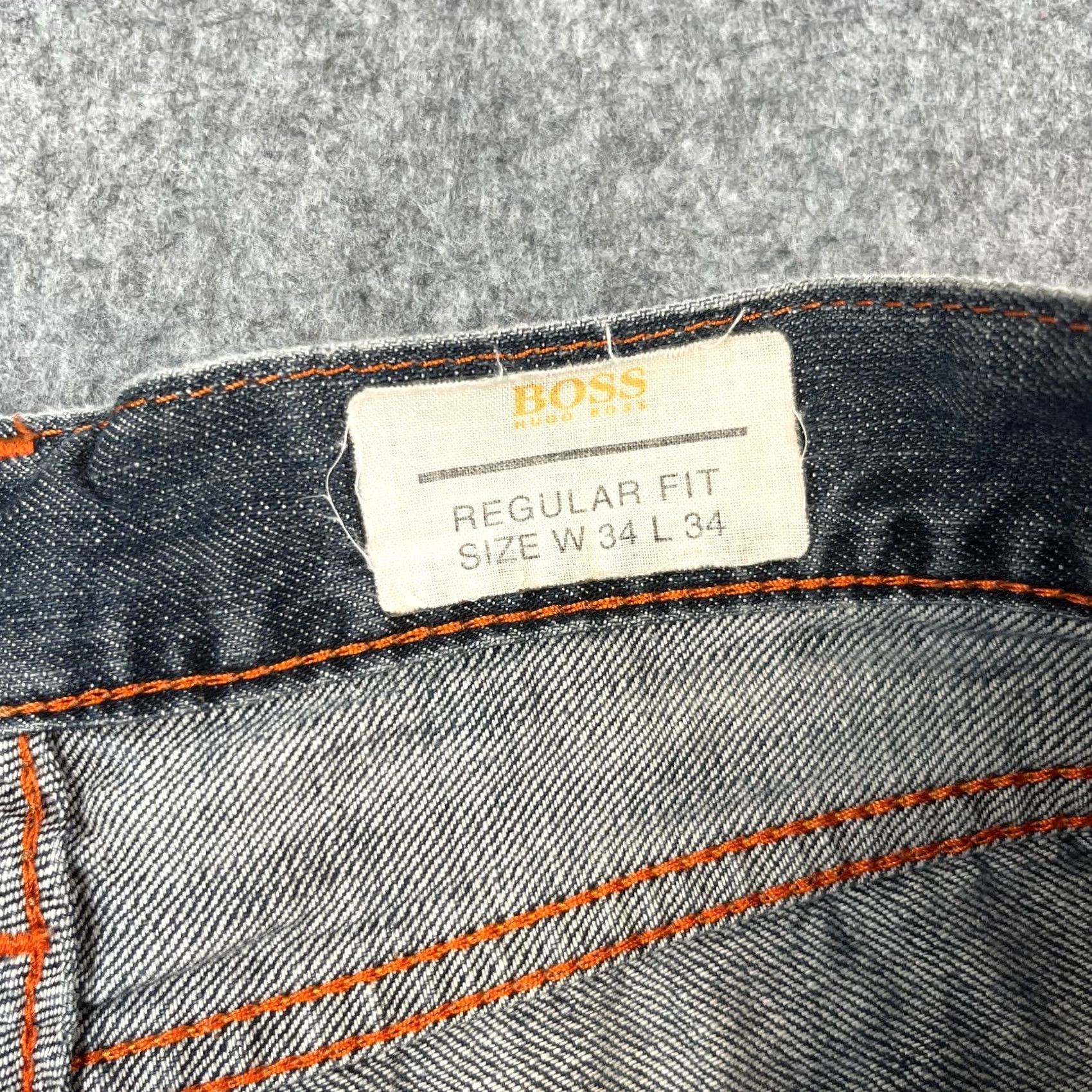 Hugo Boss HUGO BOSS Jeans Relaxed Straight Men 32 Dark Wash Blue Whiskers Fades Denim 5-Pocket Logo Button Machine Washable Tailored Regular Mens Size US 32 / EU 48 - 6 Thumbnail