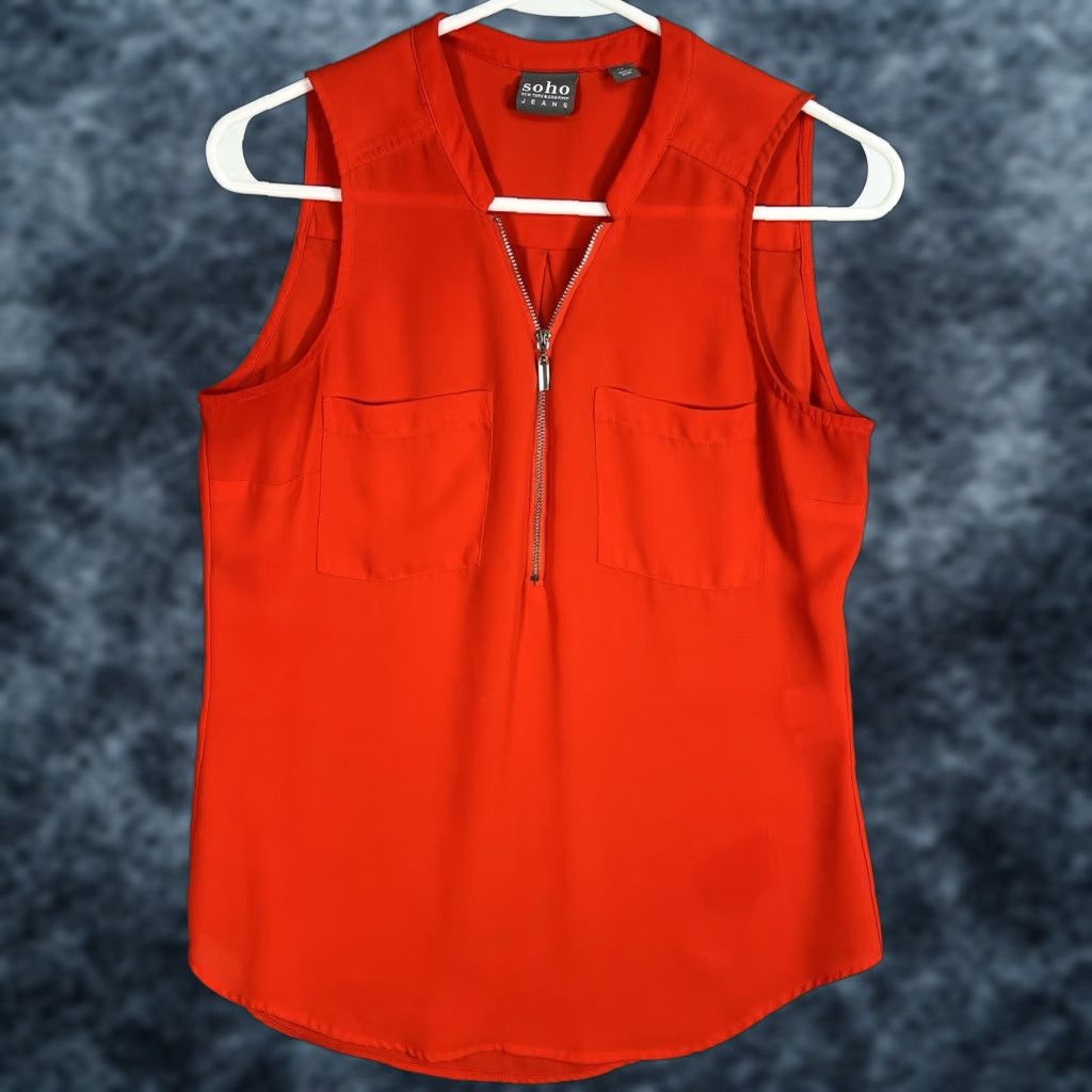Vintage SOHO New York & Company Sleeveless Red Zip Blouse XS Womens Blouse Zip V-Neck Size XS / US 0-2 / IT 36-38 - 1 Thumbnail