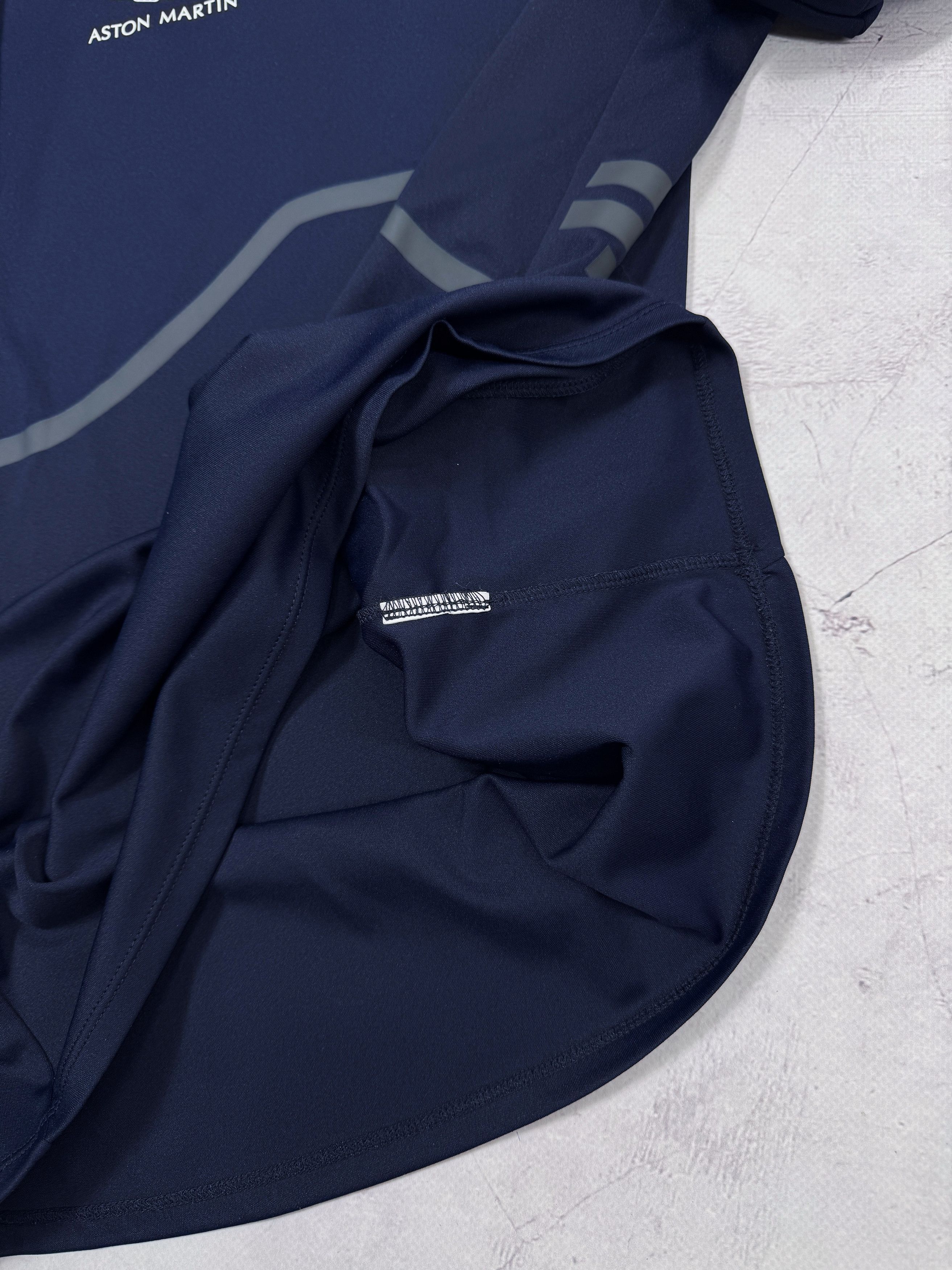Puma × Red Bull Puma & Red Bull T-Shirt Aston Martin Racing F1 Esso Mobil1 Size S / US 4 / IT 40 - 23 Thumbnail