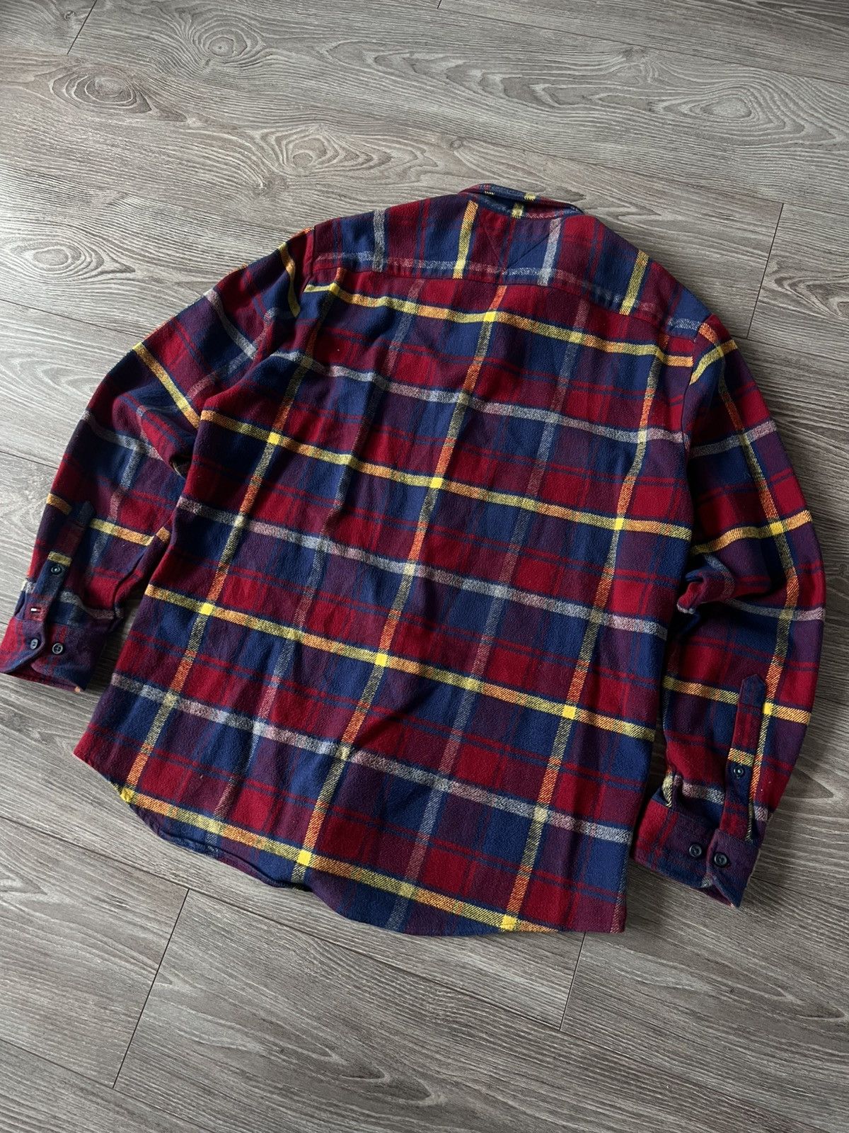 Tommy Hilfiger ‼️Tommy Hilfiger Flanel Teddy Type Sleeve Logo Shirt‼️ Size US XL / EU 56 / 4 - 15 Thumbnail