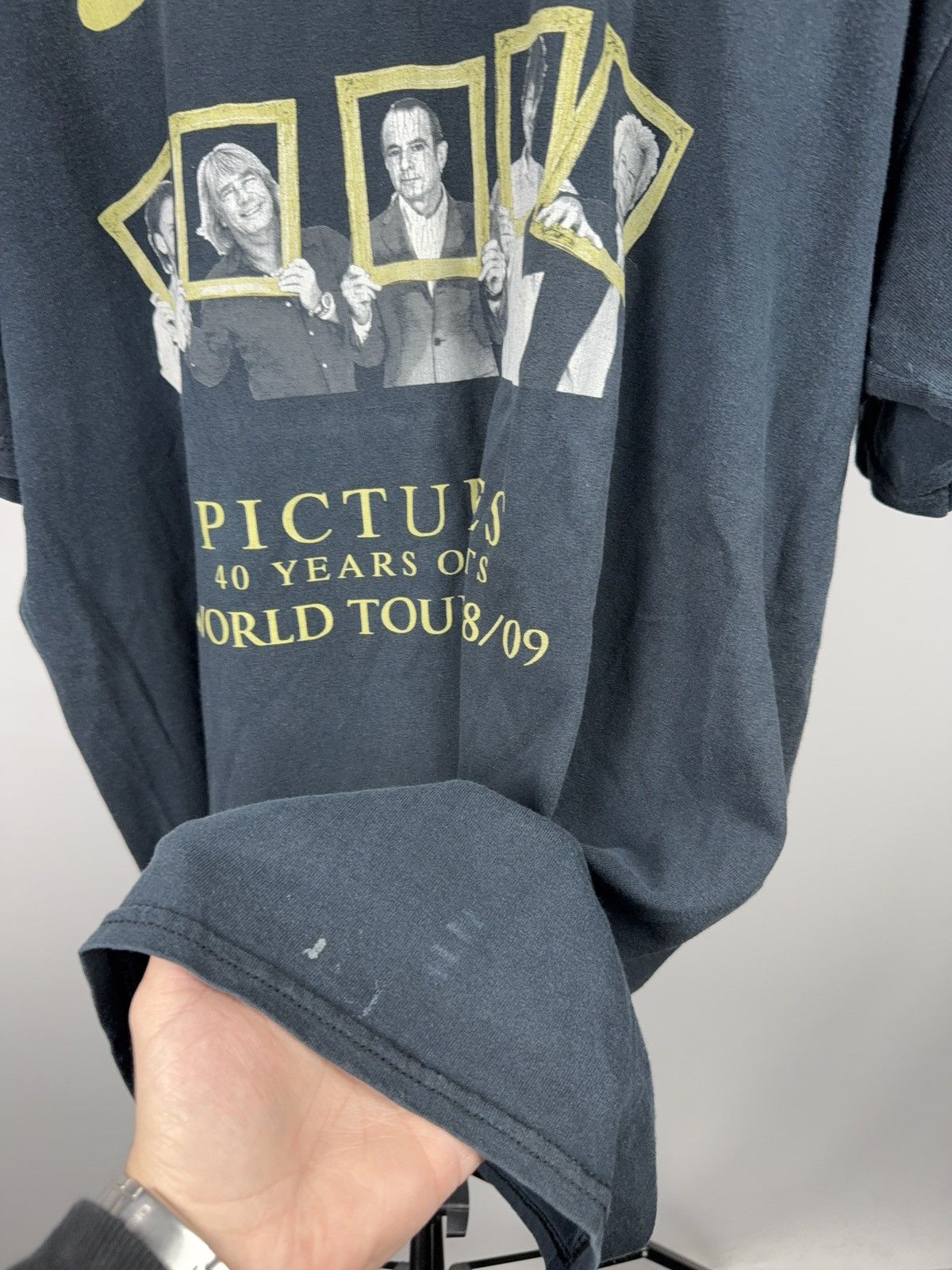 Band Tees Vintage Status Quo Pictures World Tour 2008/09 Band T-Shirt Size US XL / EU 56 / 4 - 4 Thumbnail